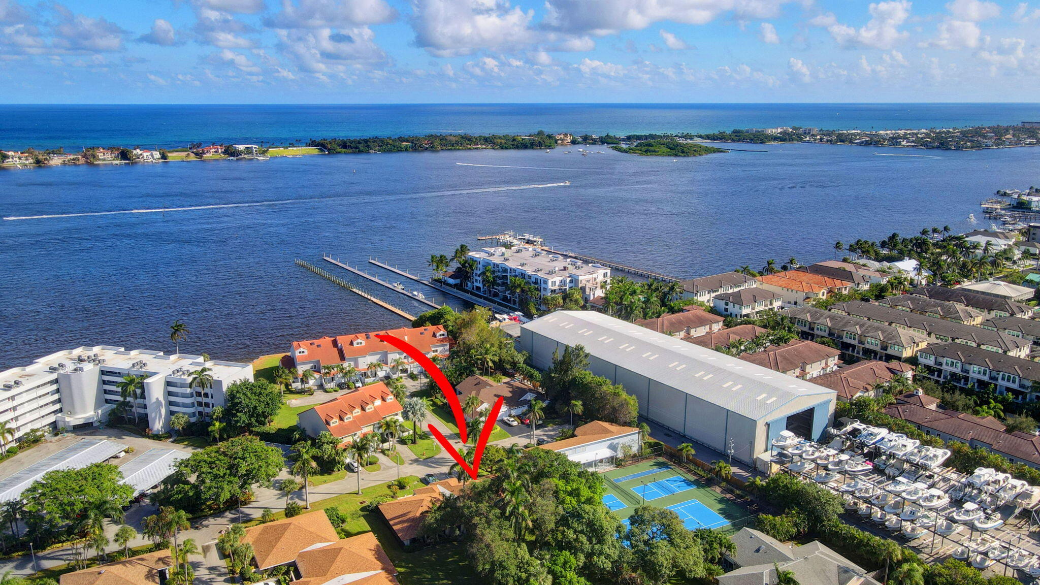 1 S Lakeshore Drive
