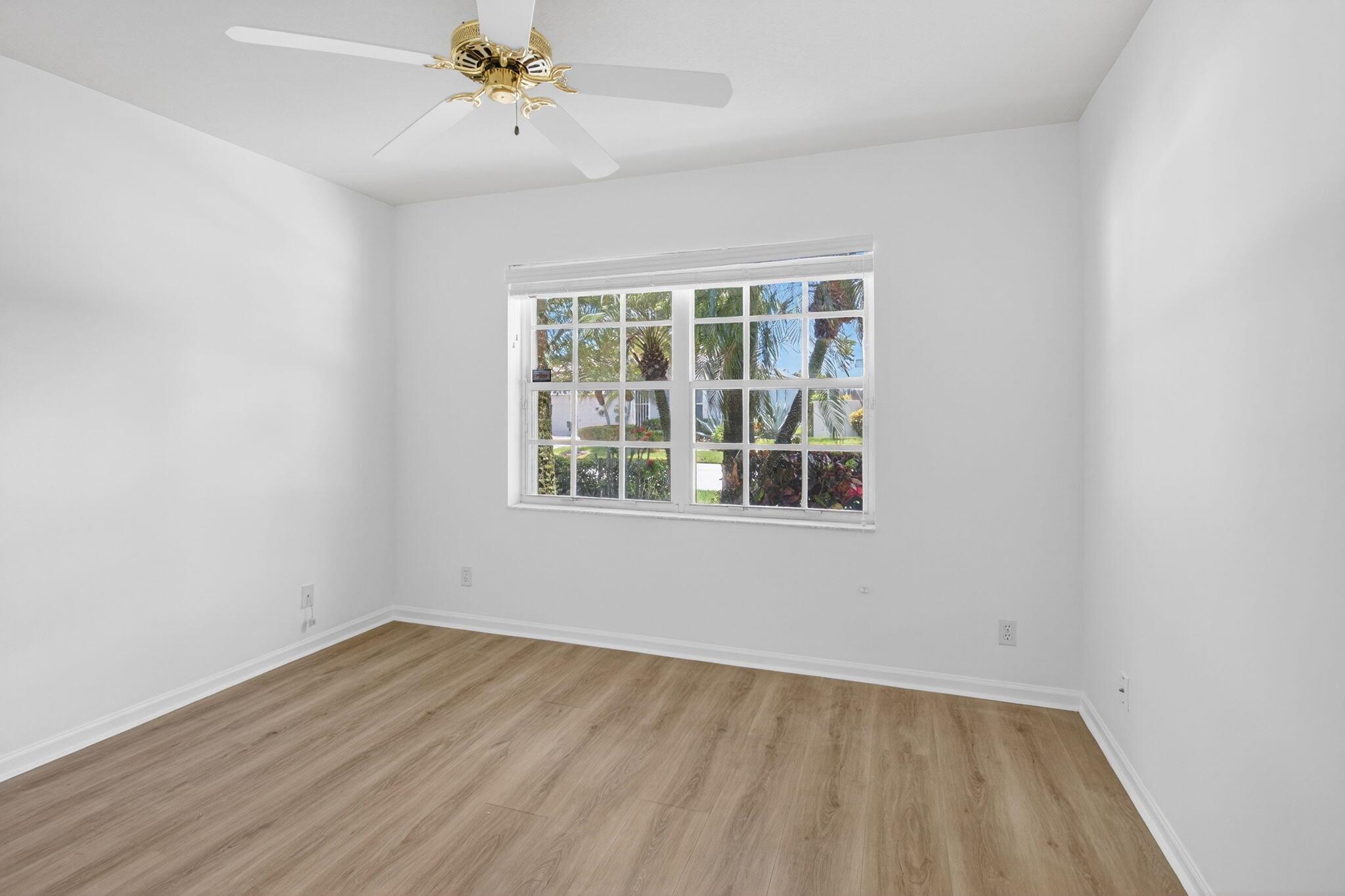 7021 Castlemaine Avenue