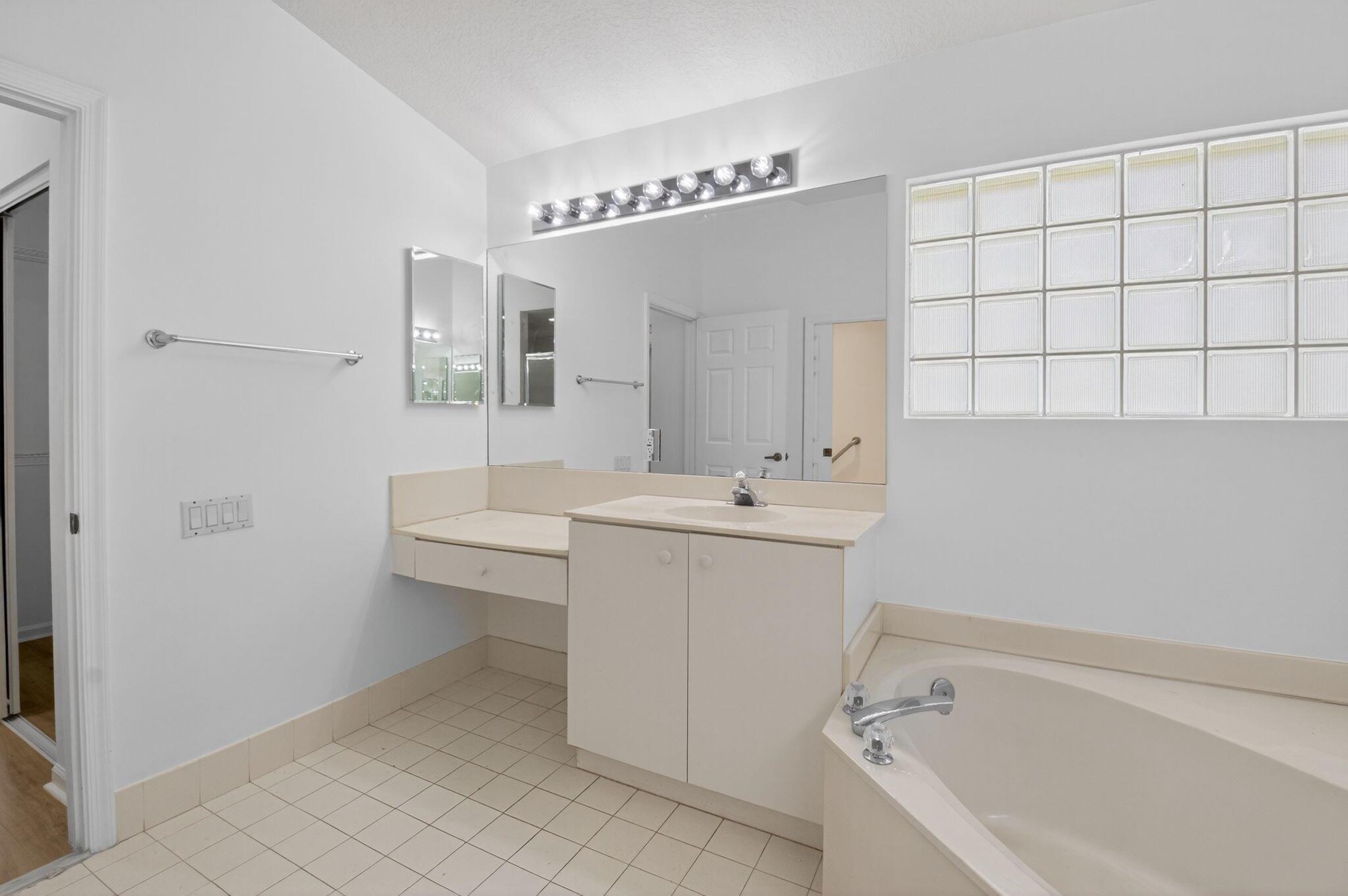 7021 Castlemaine Avenue