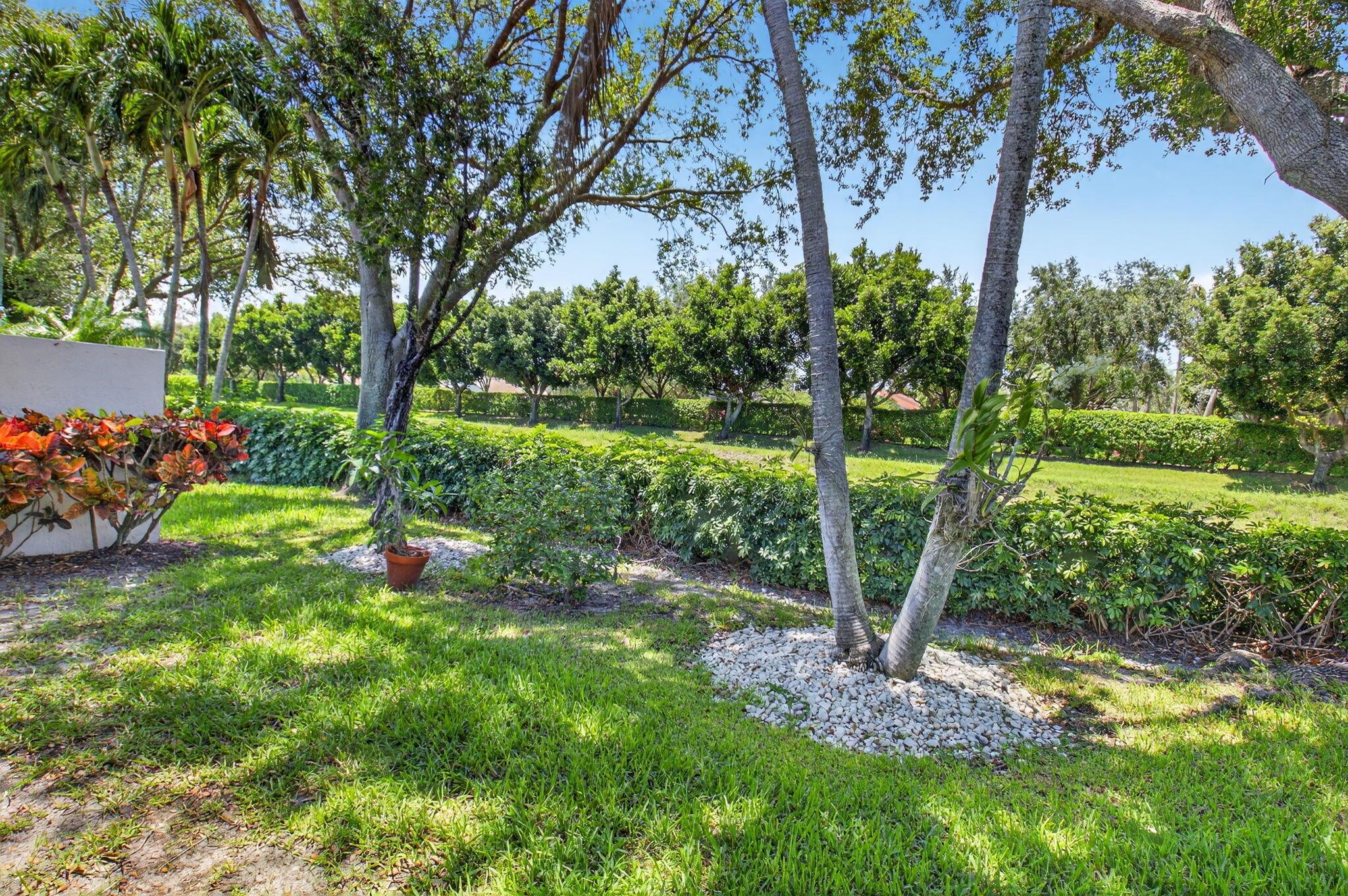 7021 Castlemaine Avenue