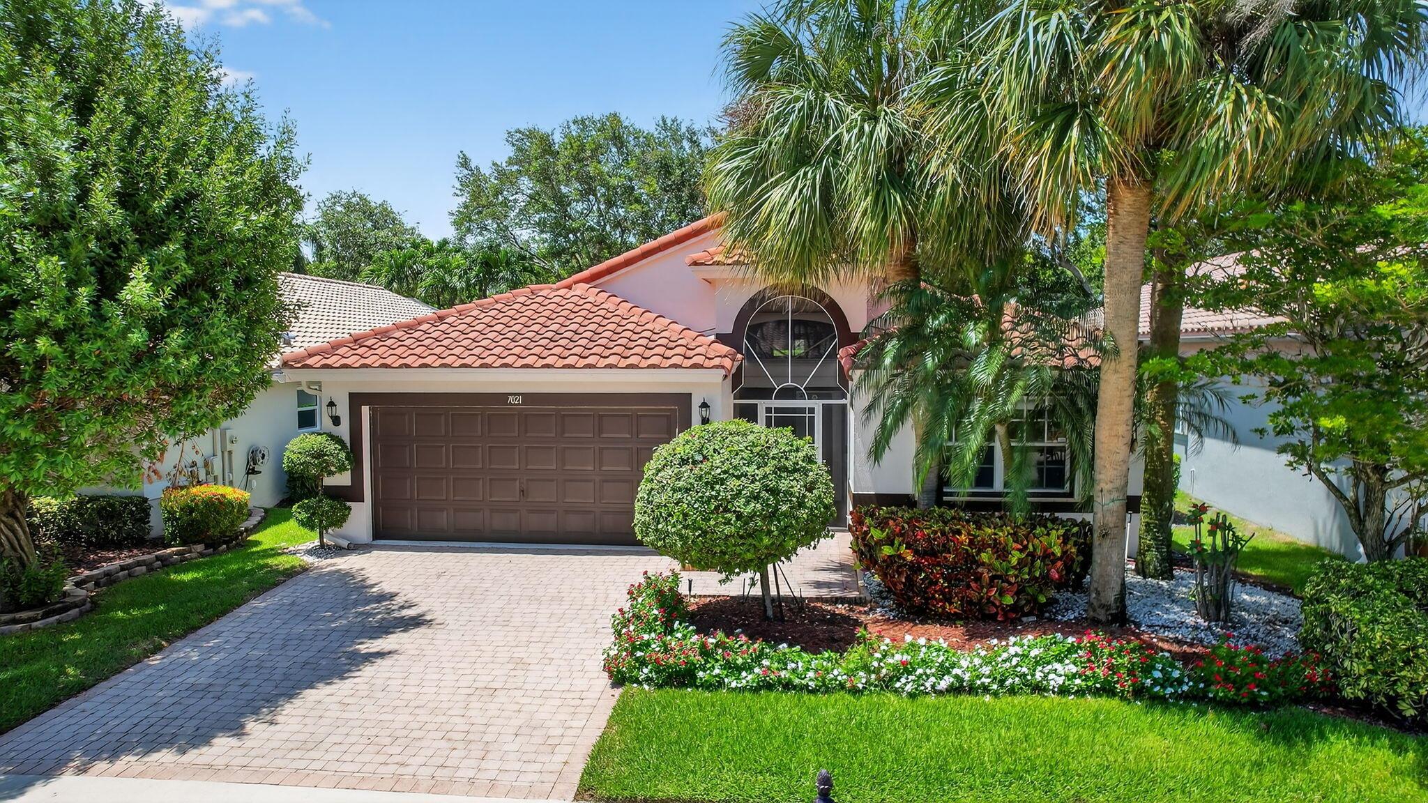 7021 Castlemaine Avenue