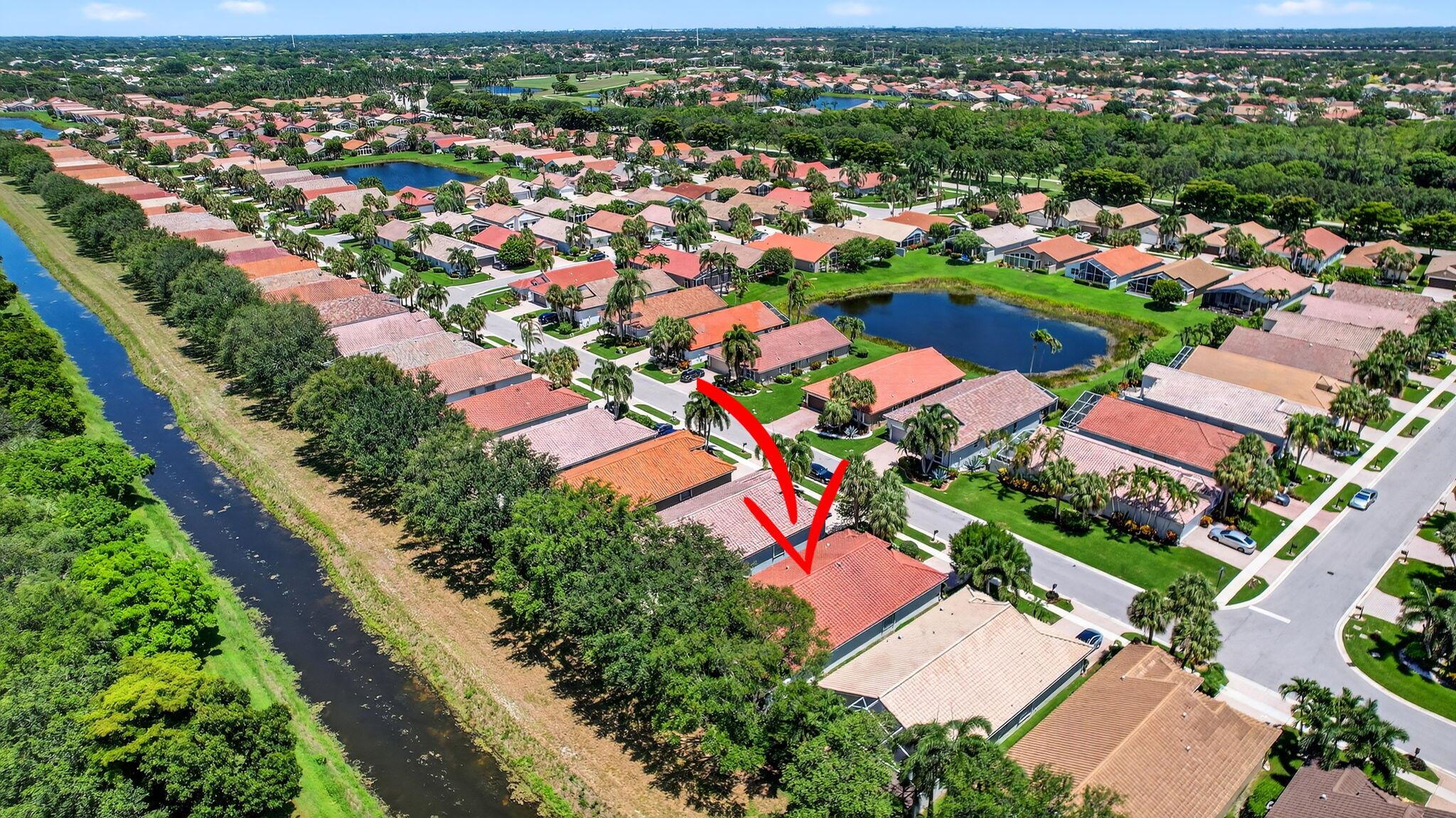 7021 Castlemaine Avenue