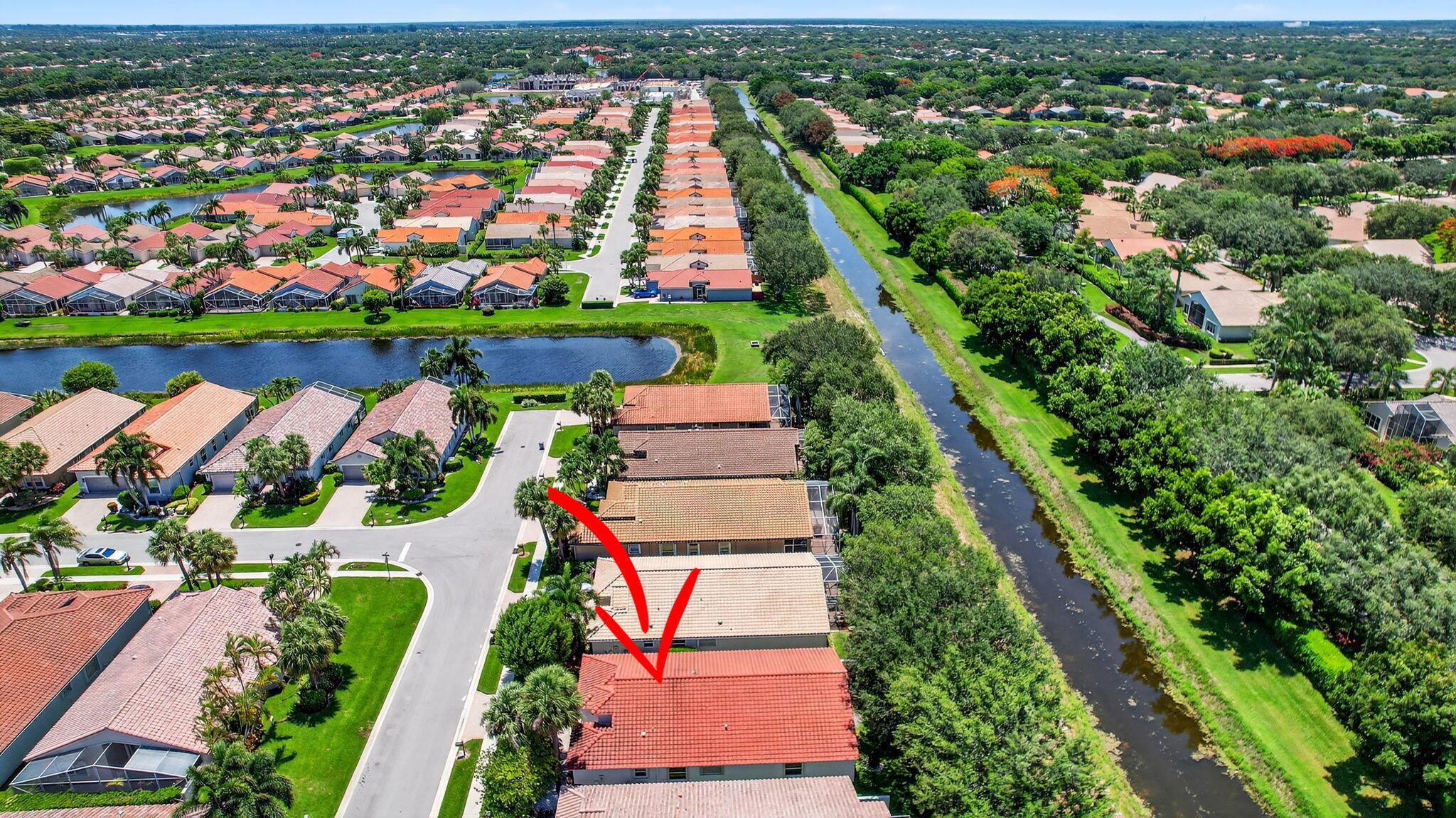 7021 Castlemaine Avenue