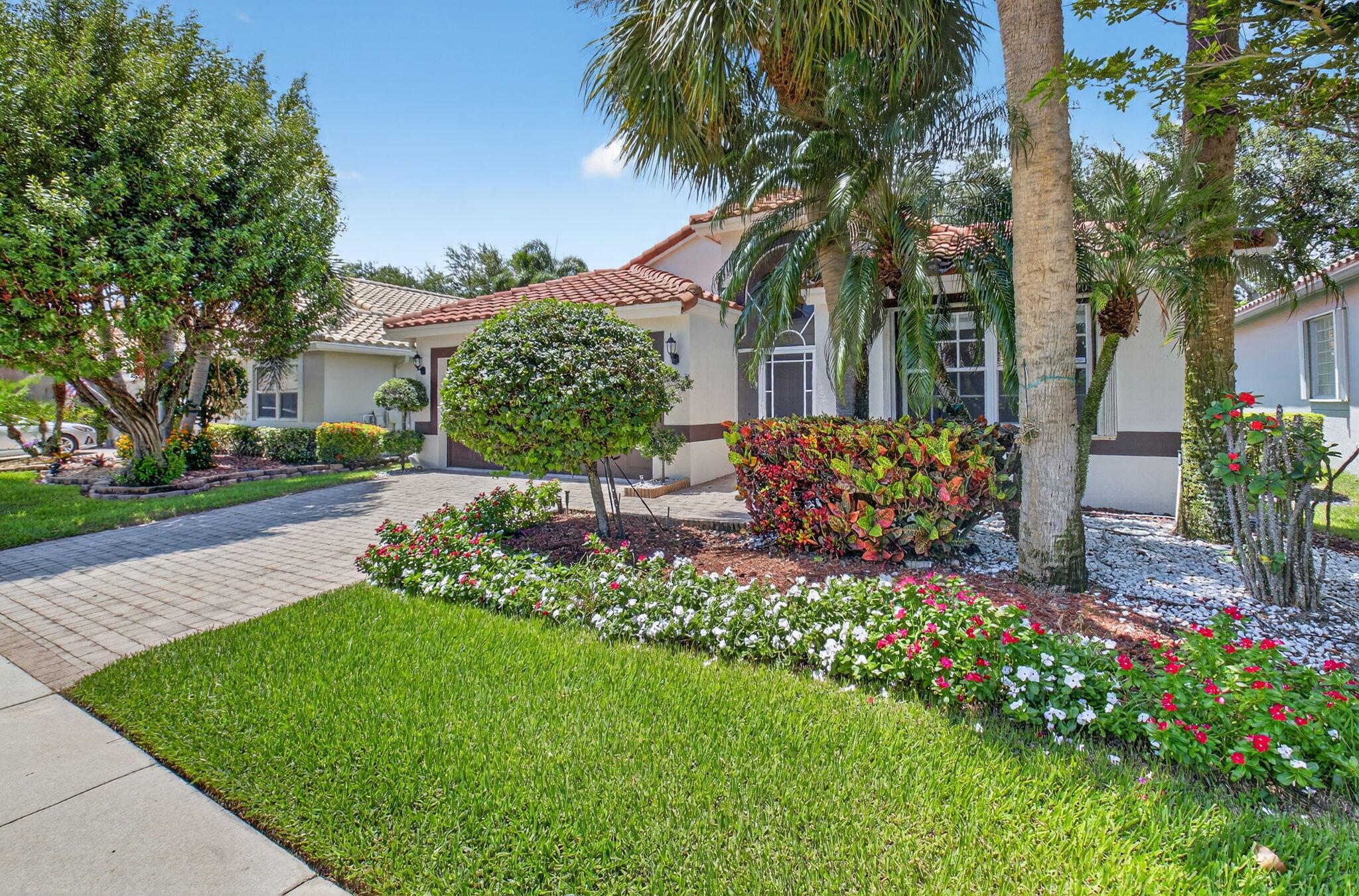 7021 Castlemaine Avenue