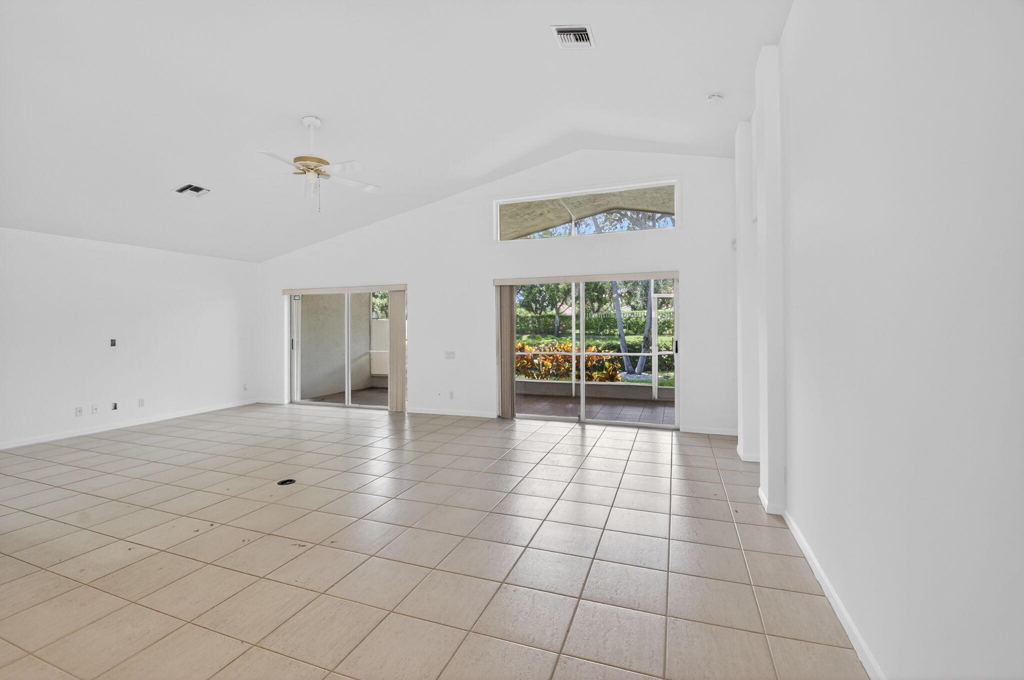 7021 Castlemaine Avenue