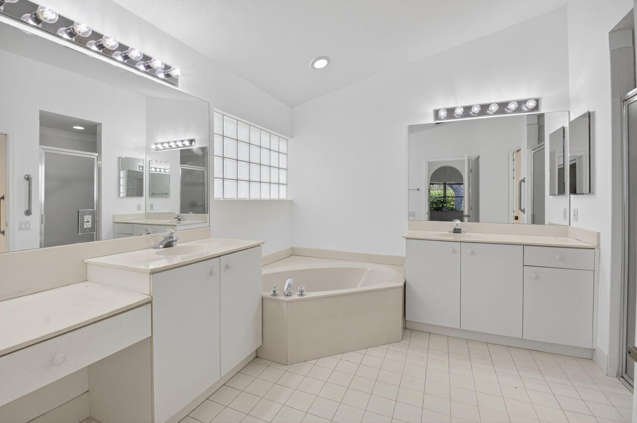 7021 Castlemaine Avenue