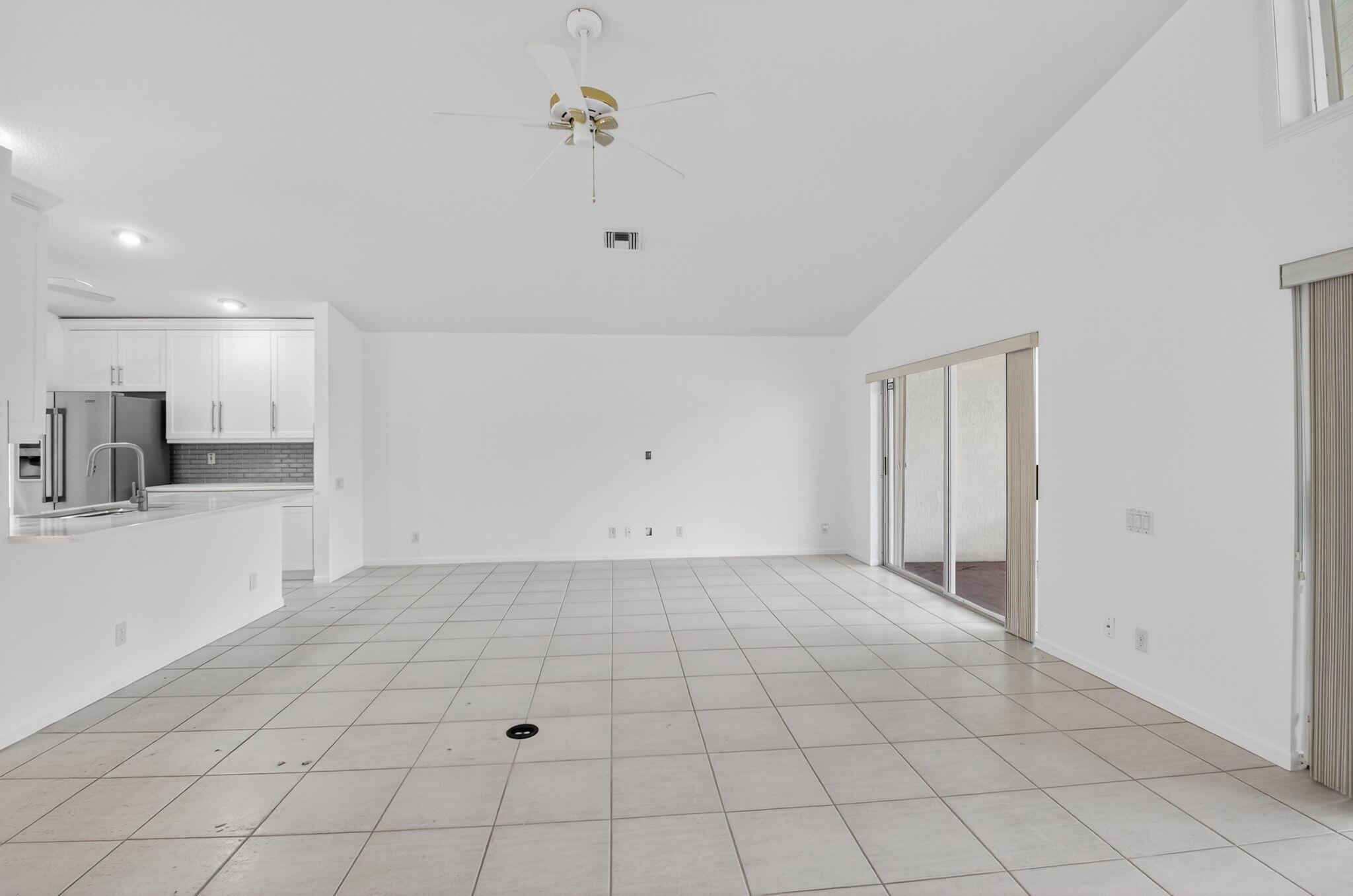 7021 Castlemaine Avenue