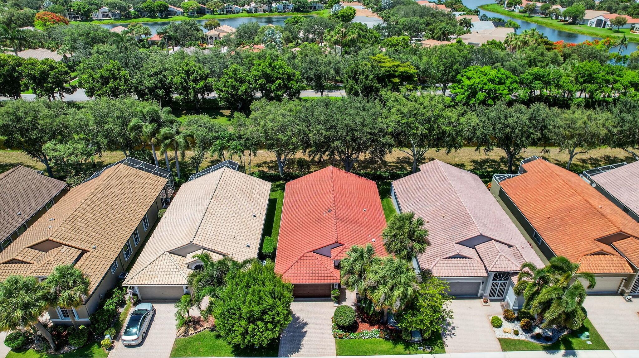 7021 Castlemaine Avenue