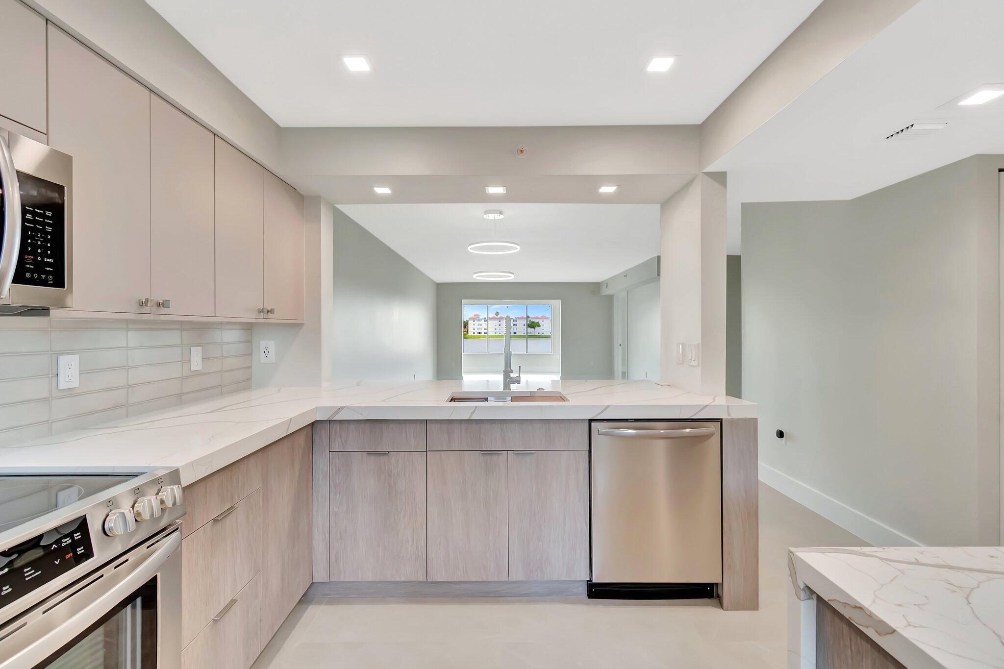 14095 Royal Vista Drive 202