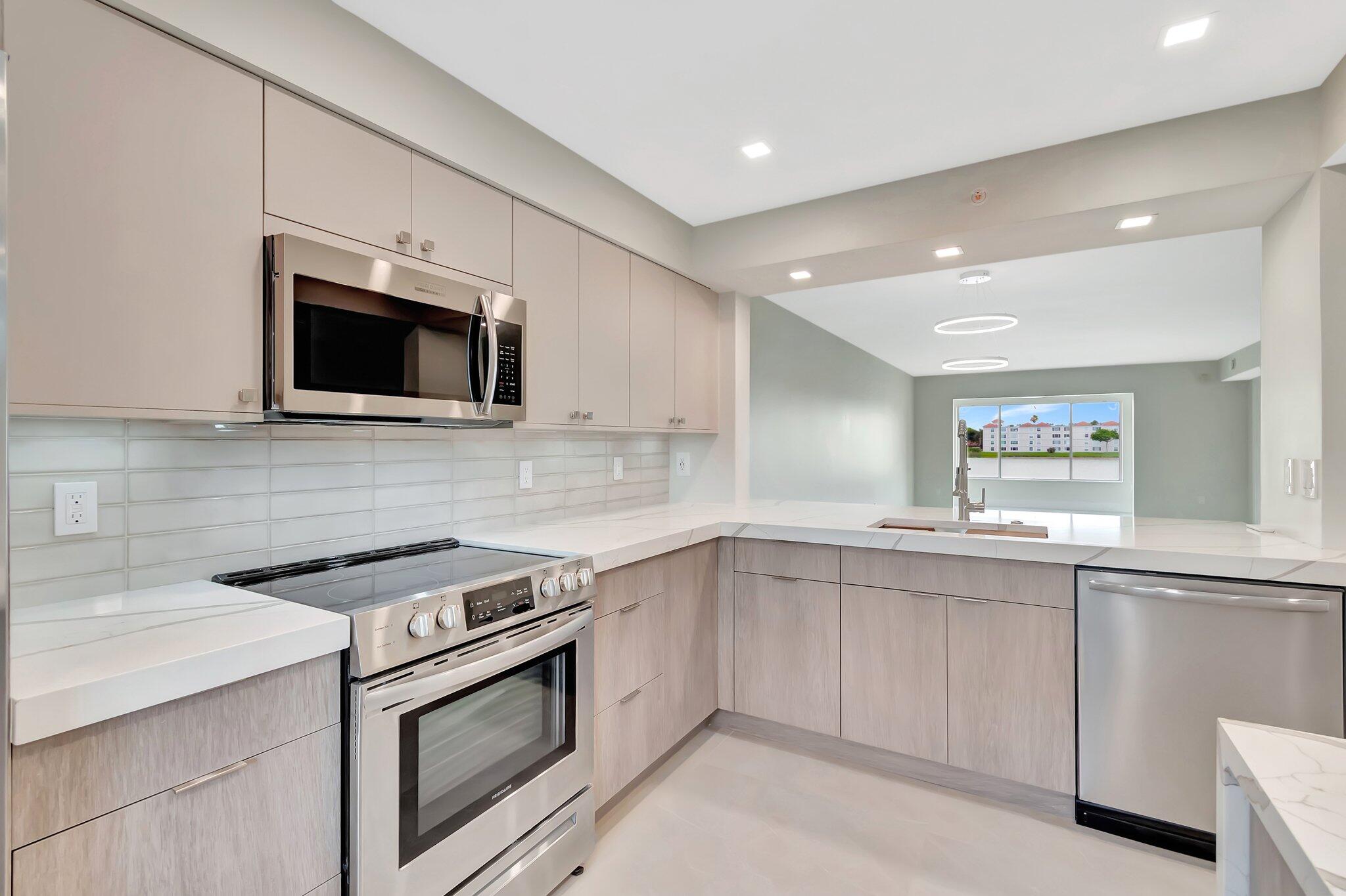 14095 Royal Vista Drive 202