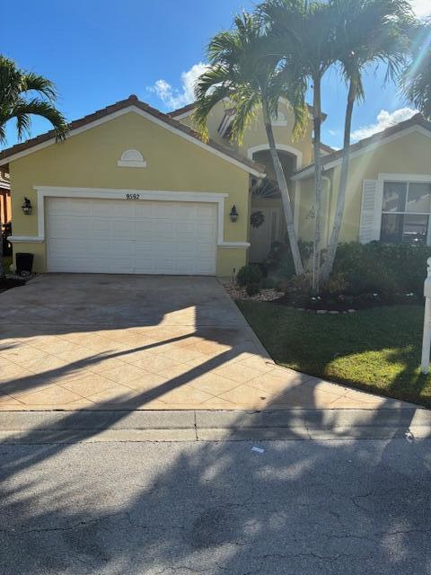 9592 Lago Drive