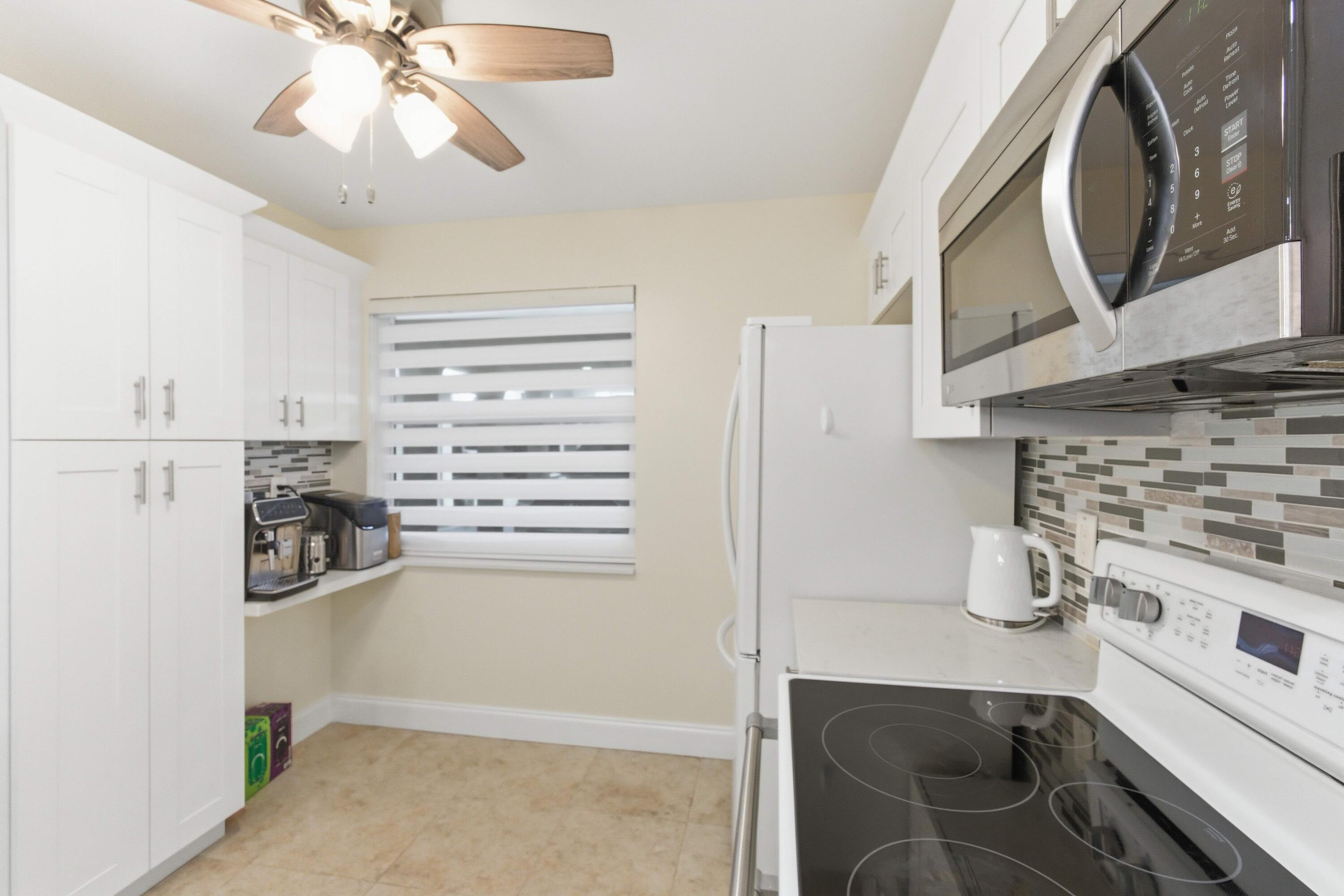 911 Gardenia Drive E 150