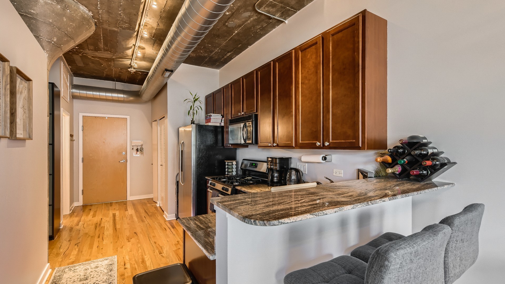 1071 W 15th Street Unit: 258