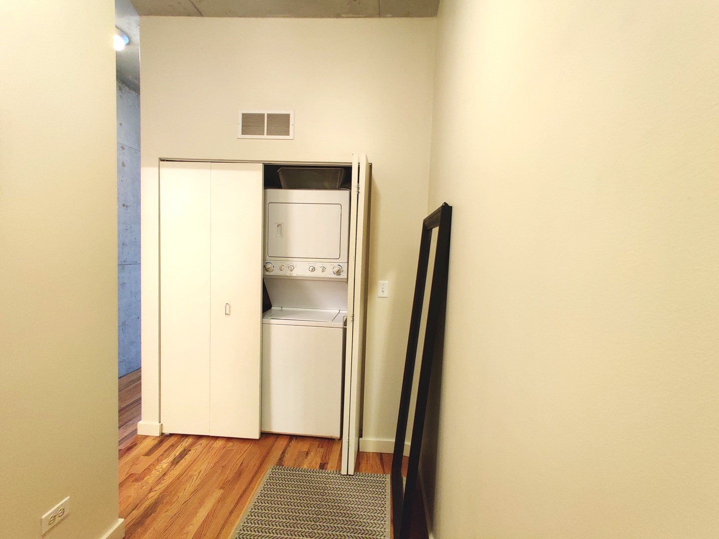 1720 S Michigan Avenue Unit: 1502
