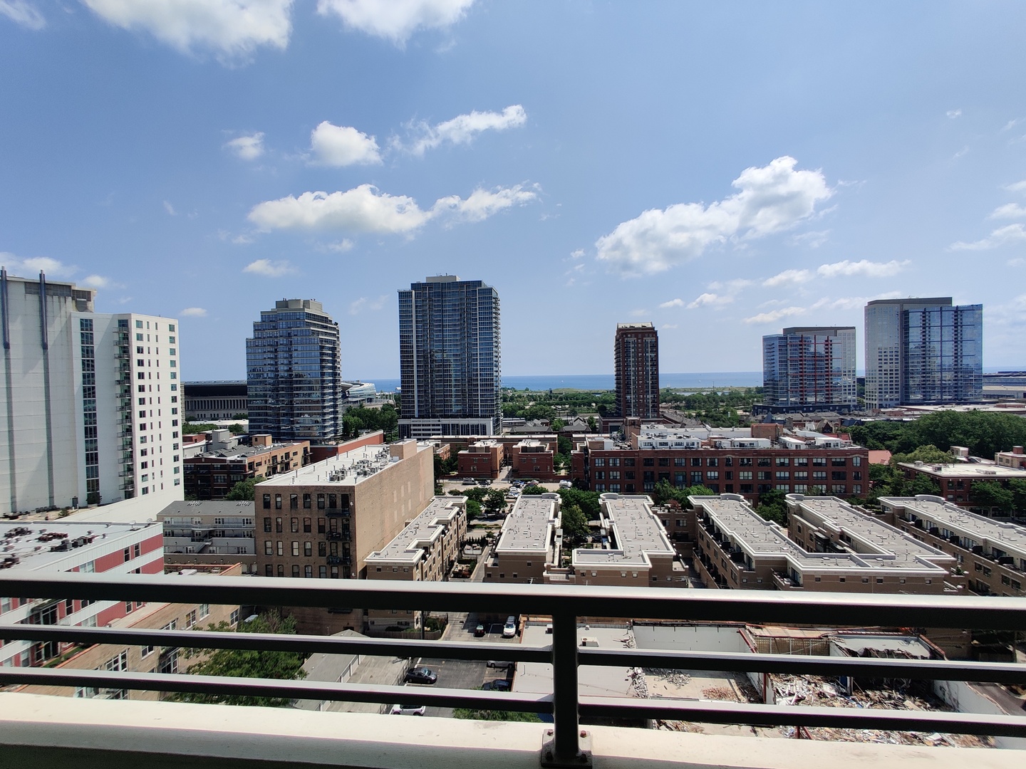 1720 S Michigan Avenue Unit: 1502