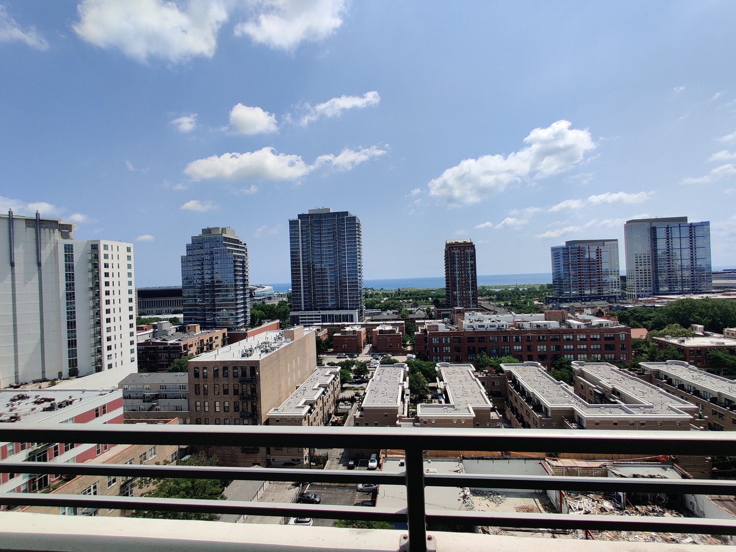 1720 S Michigan Avenue Unit: 1502
