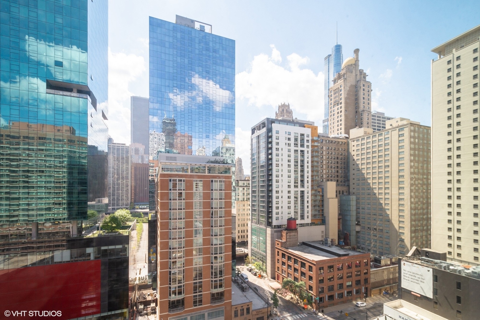 211 E Ohio Street Unit: 1911