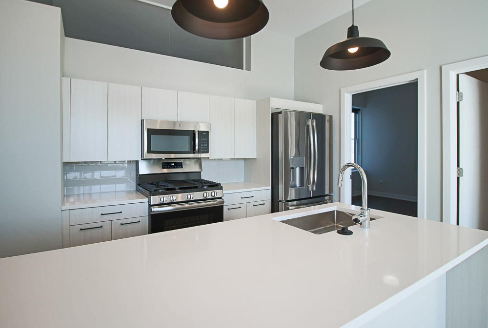 2247 W Lawrence Avenue Unit: 401