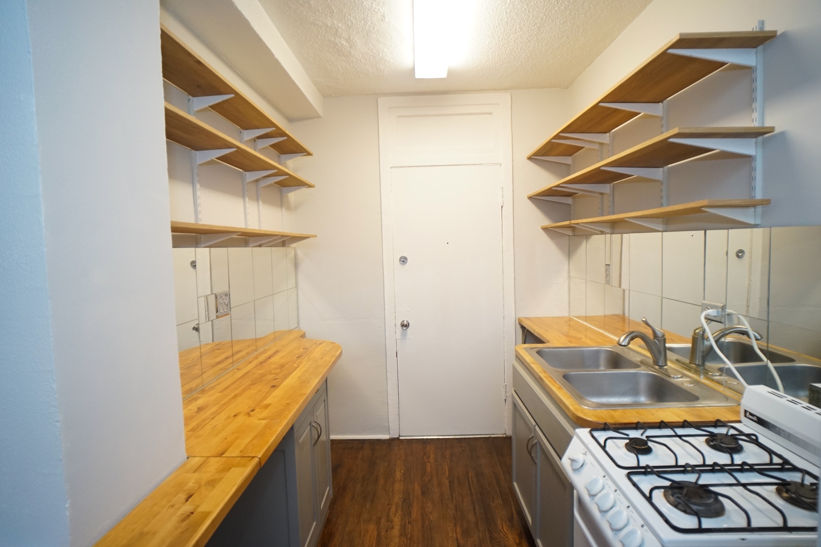 842 W Ainslie Street Unit: F1