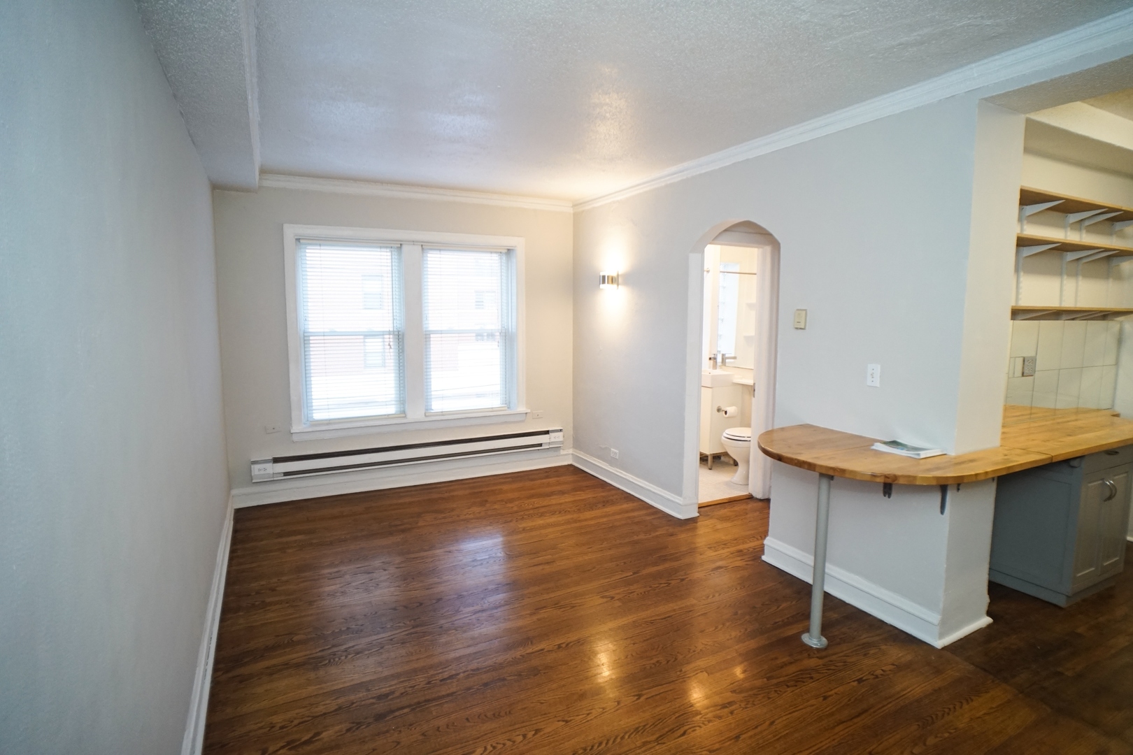 842 W Ainslie Street Unit: F1
