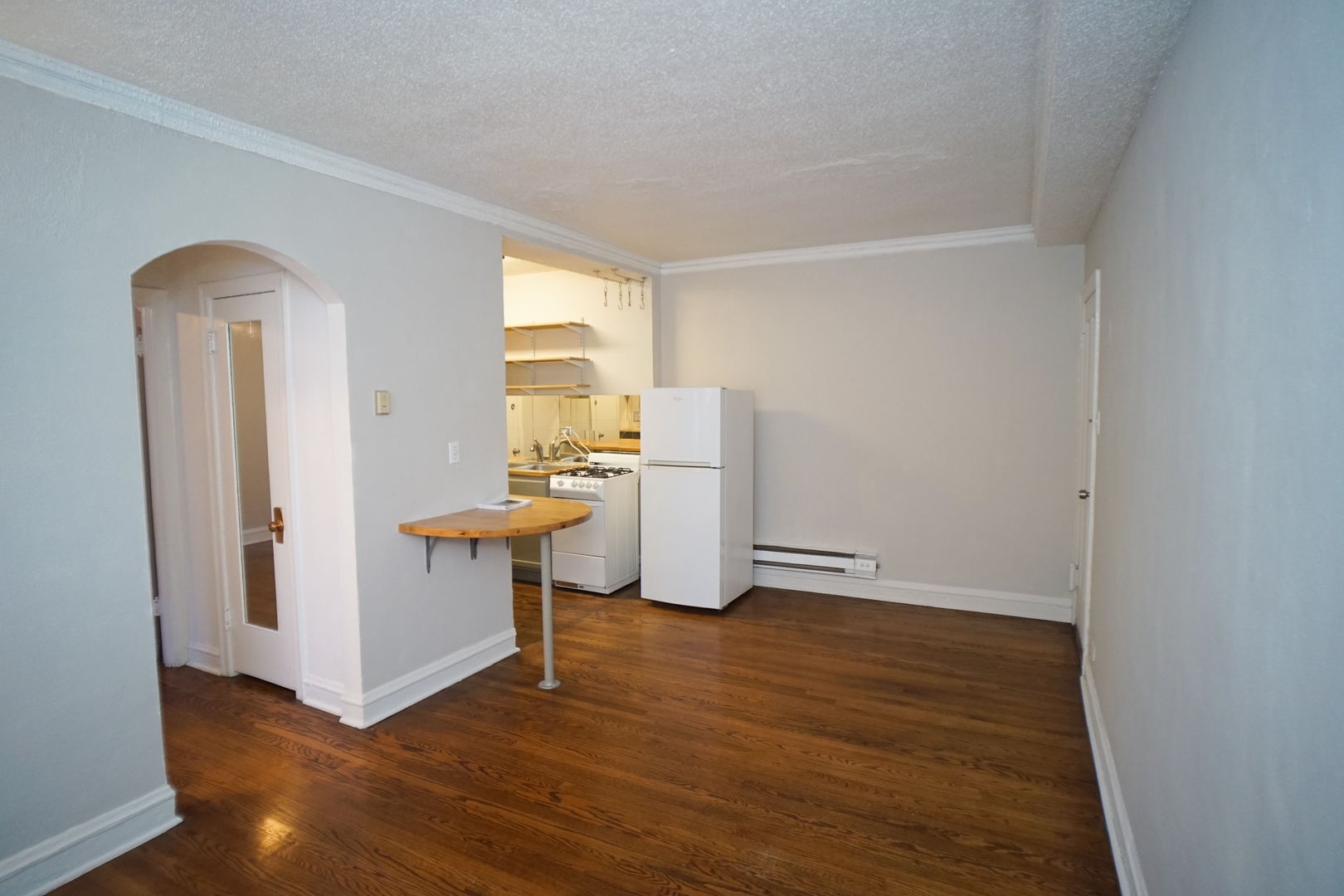 842 W Ainslie Street Unit: F1