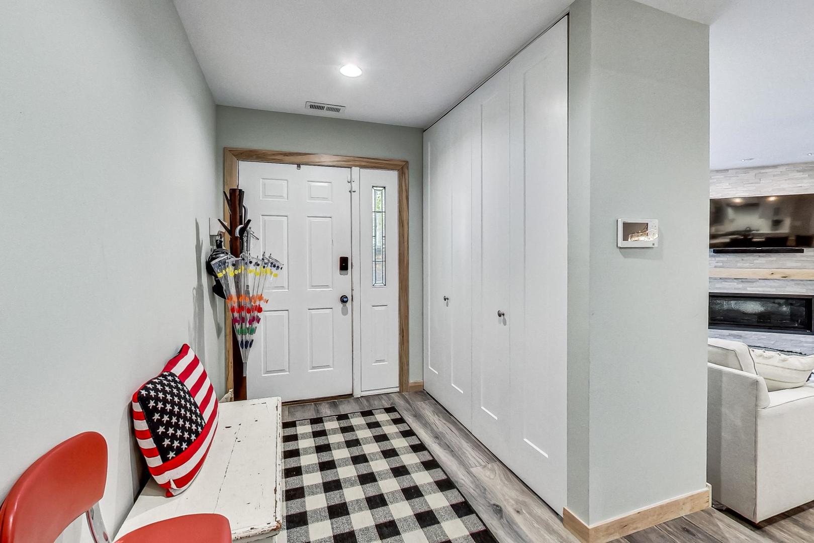 150 W Eugenie Street Unit: 12