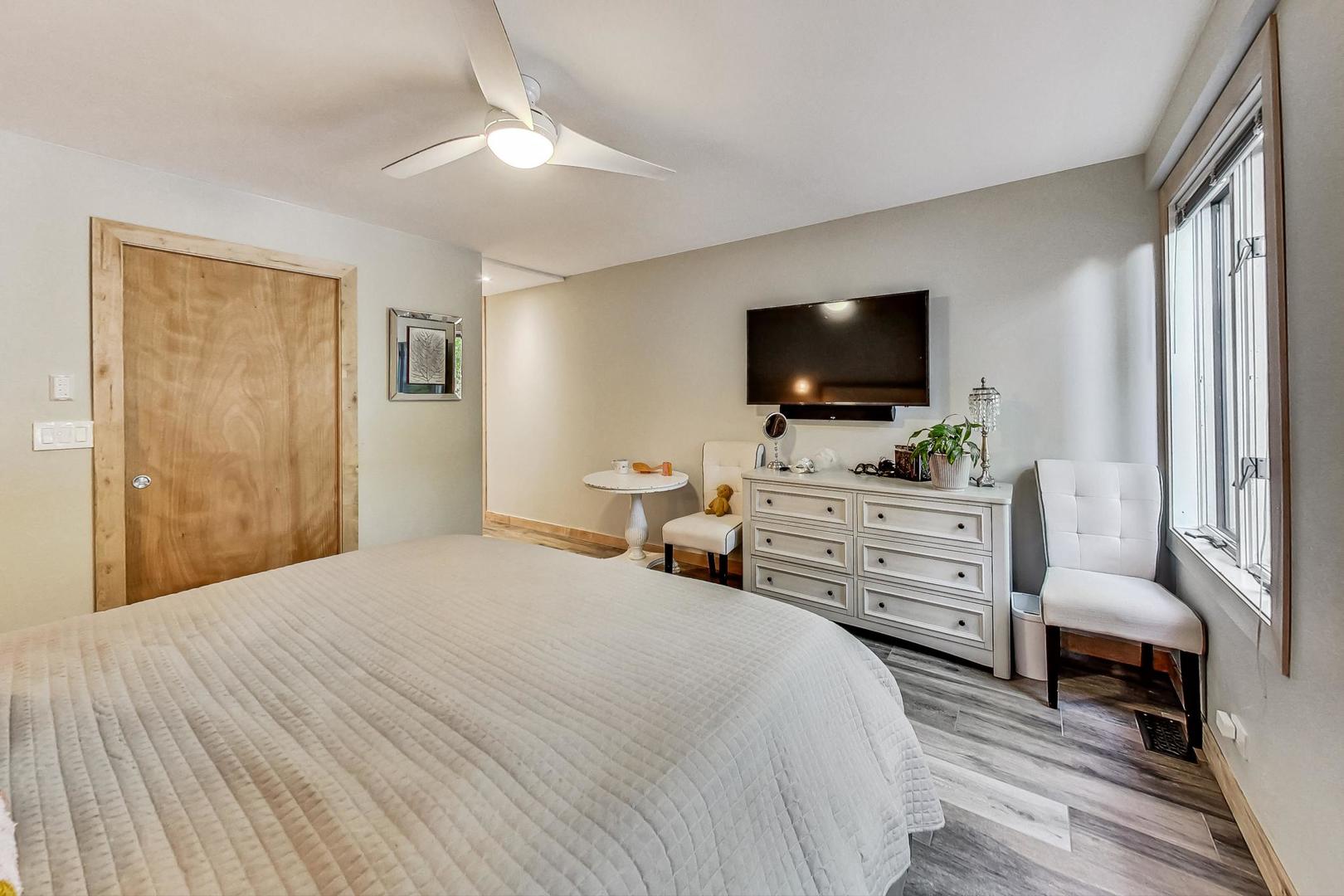 150 W Eugenie Street Unit: 12