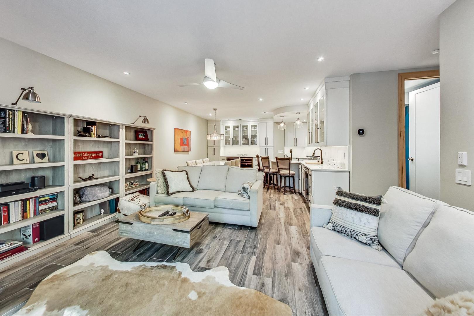 150 W Eugenie Street Unit: 12