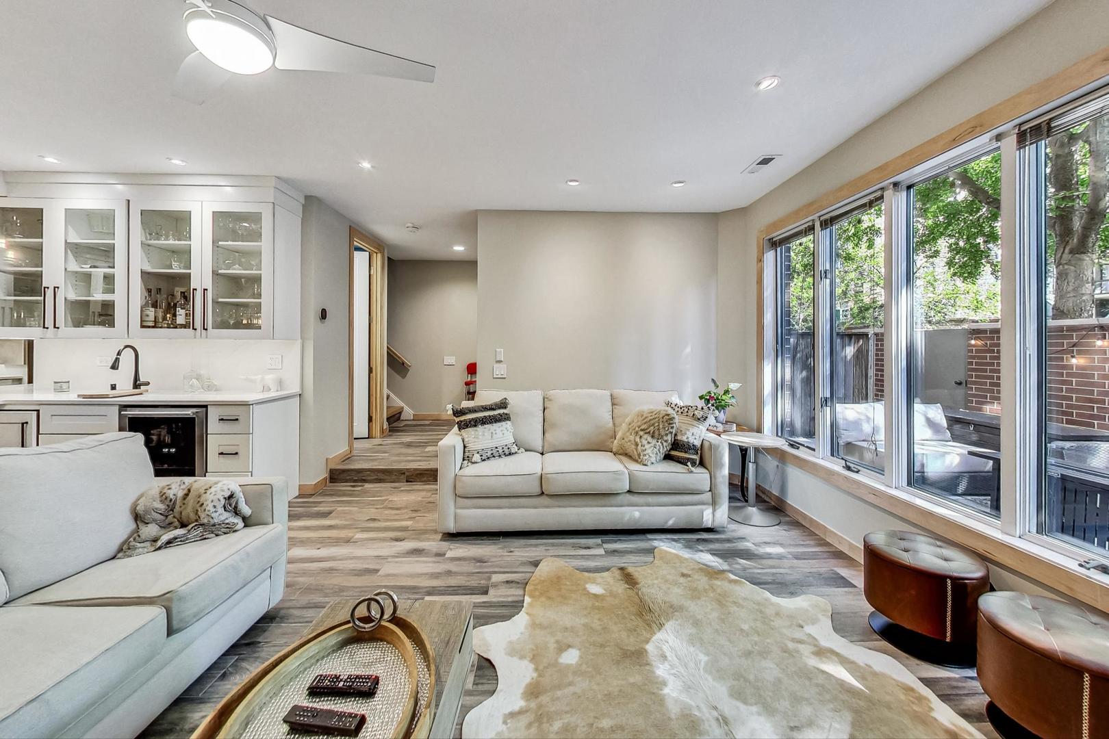 150 W Eugenie Street Unit: 12