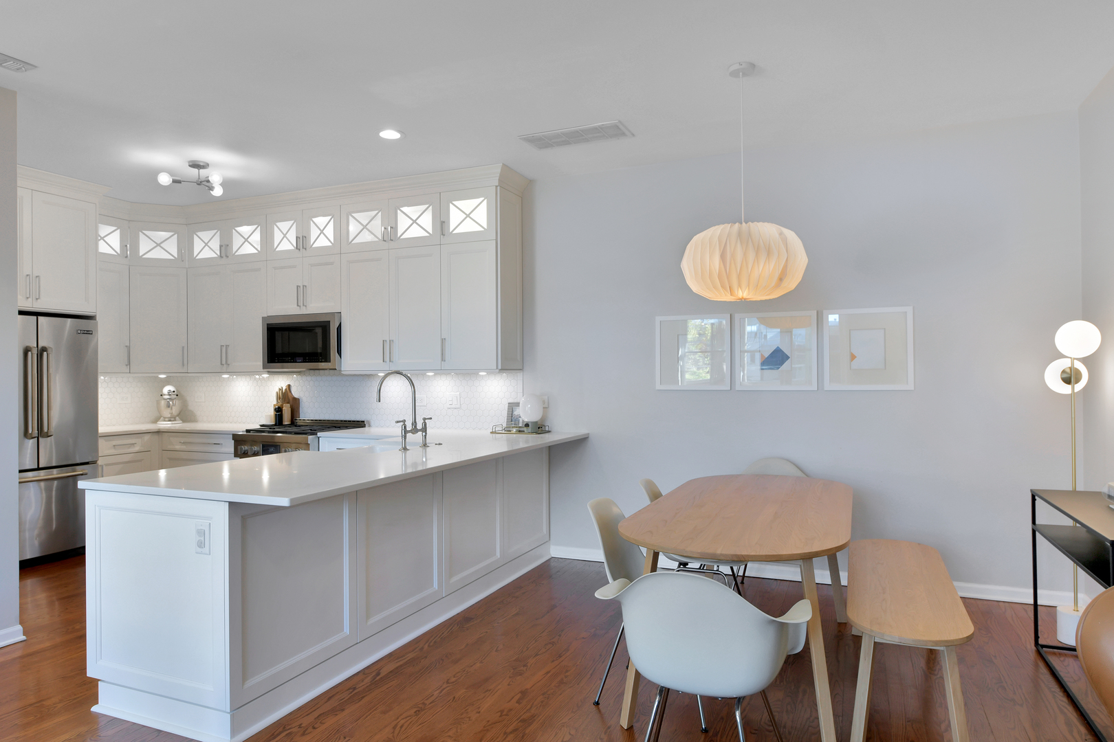 2840 N Lincoln Avenue Unit: C1