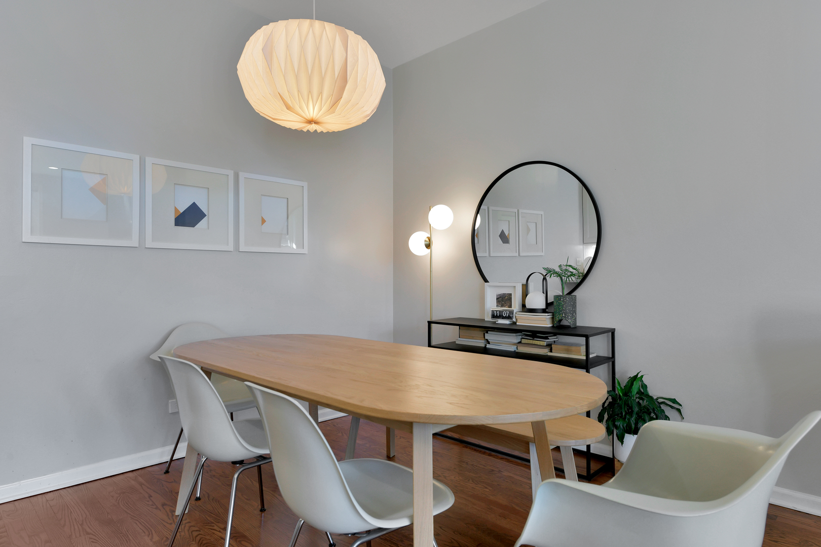 2840 N Lincoln Avenue Unit: C1