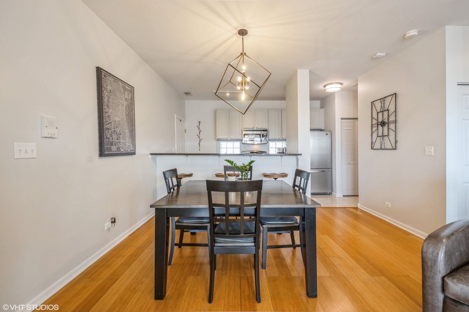 1245 N Orleans Street Unit: 904