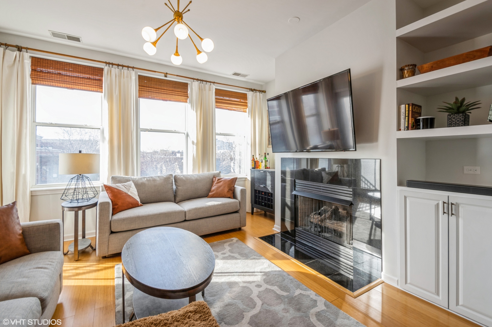 1245 N Orleans Street Unit: 904