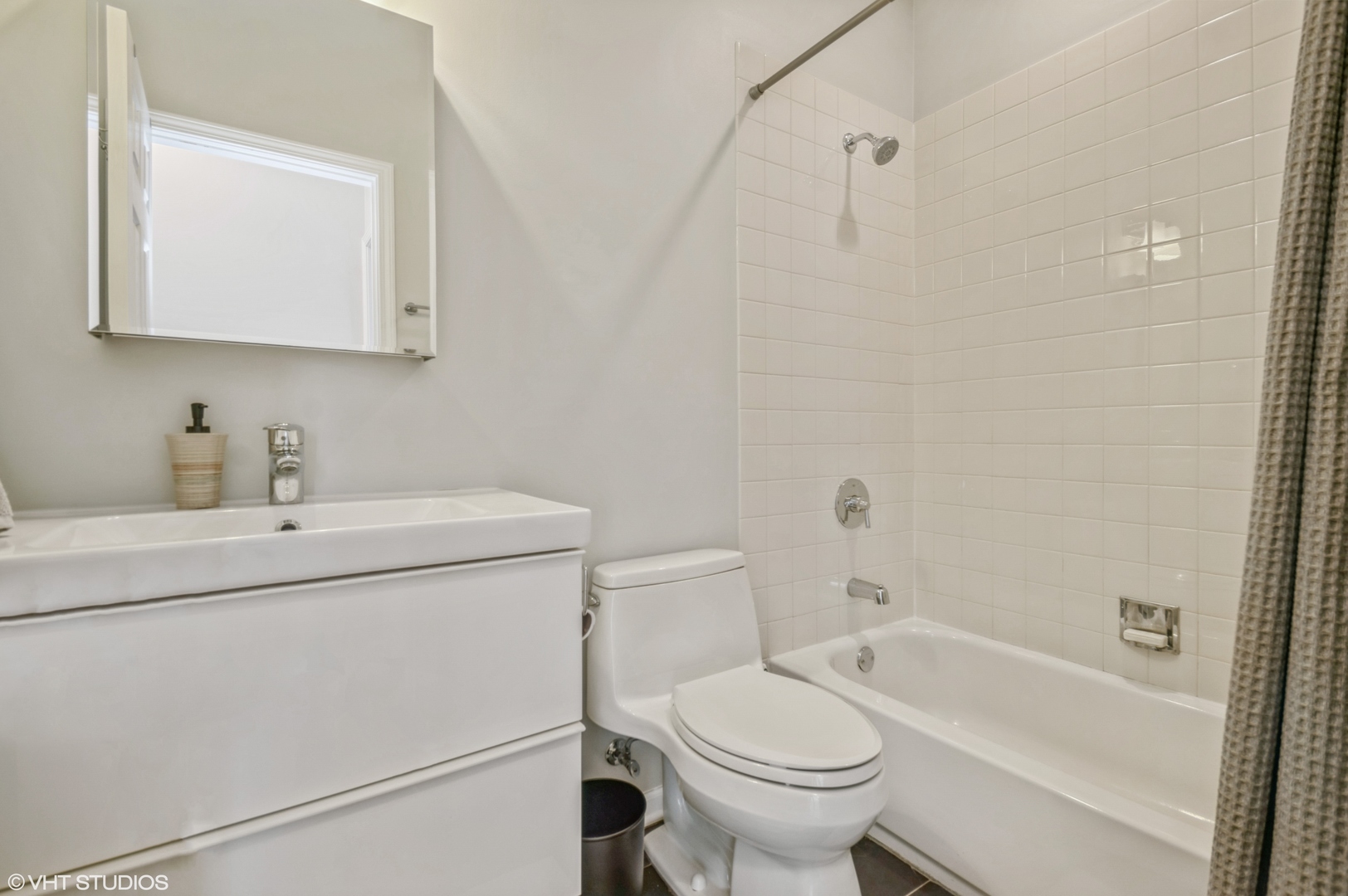 1245 N Orleans Street Unit: 904