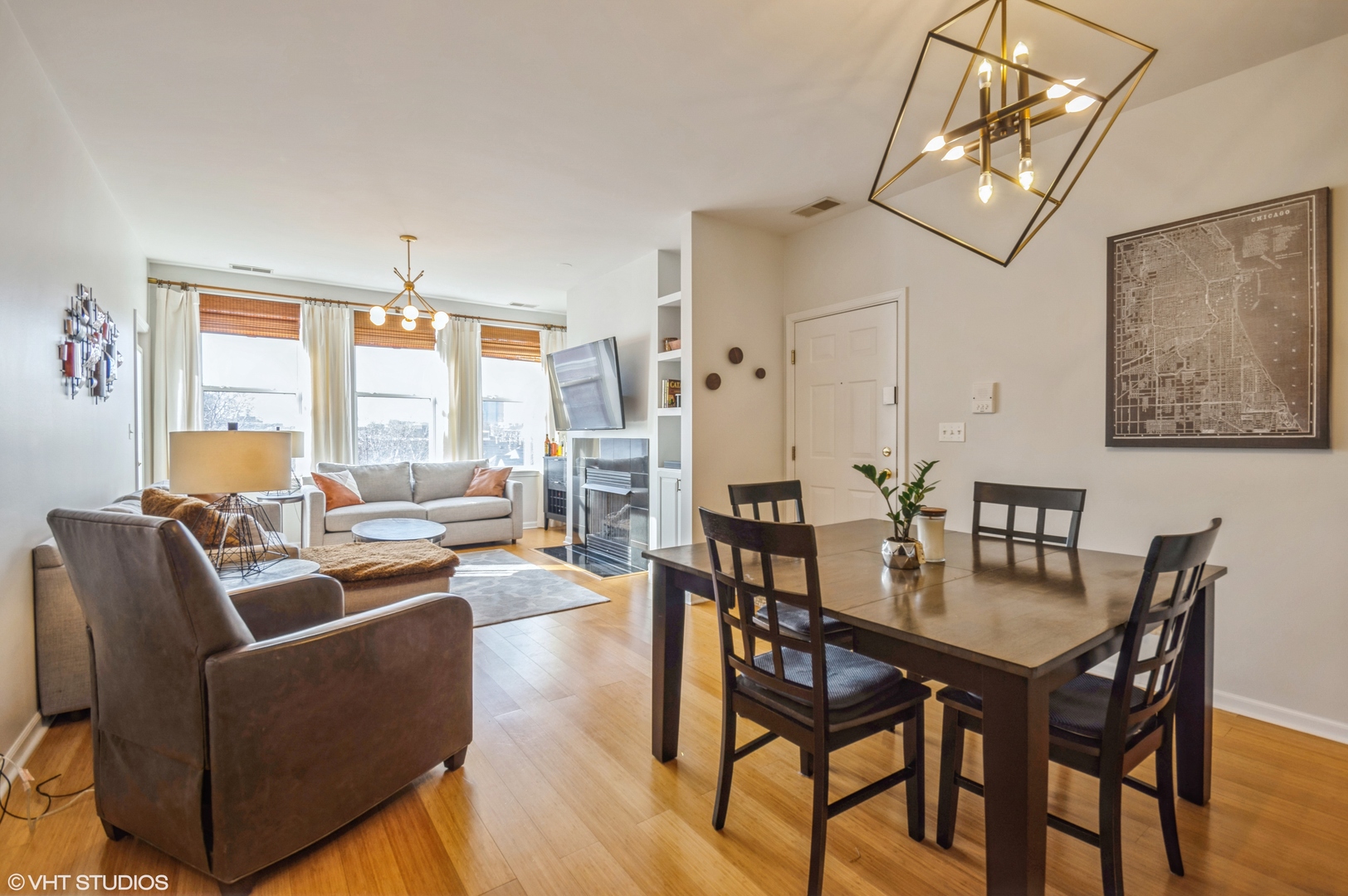 1245 N Orleans Street Unit: 904
