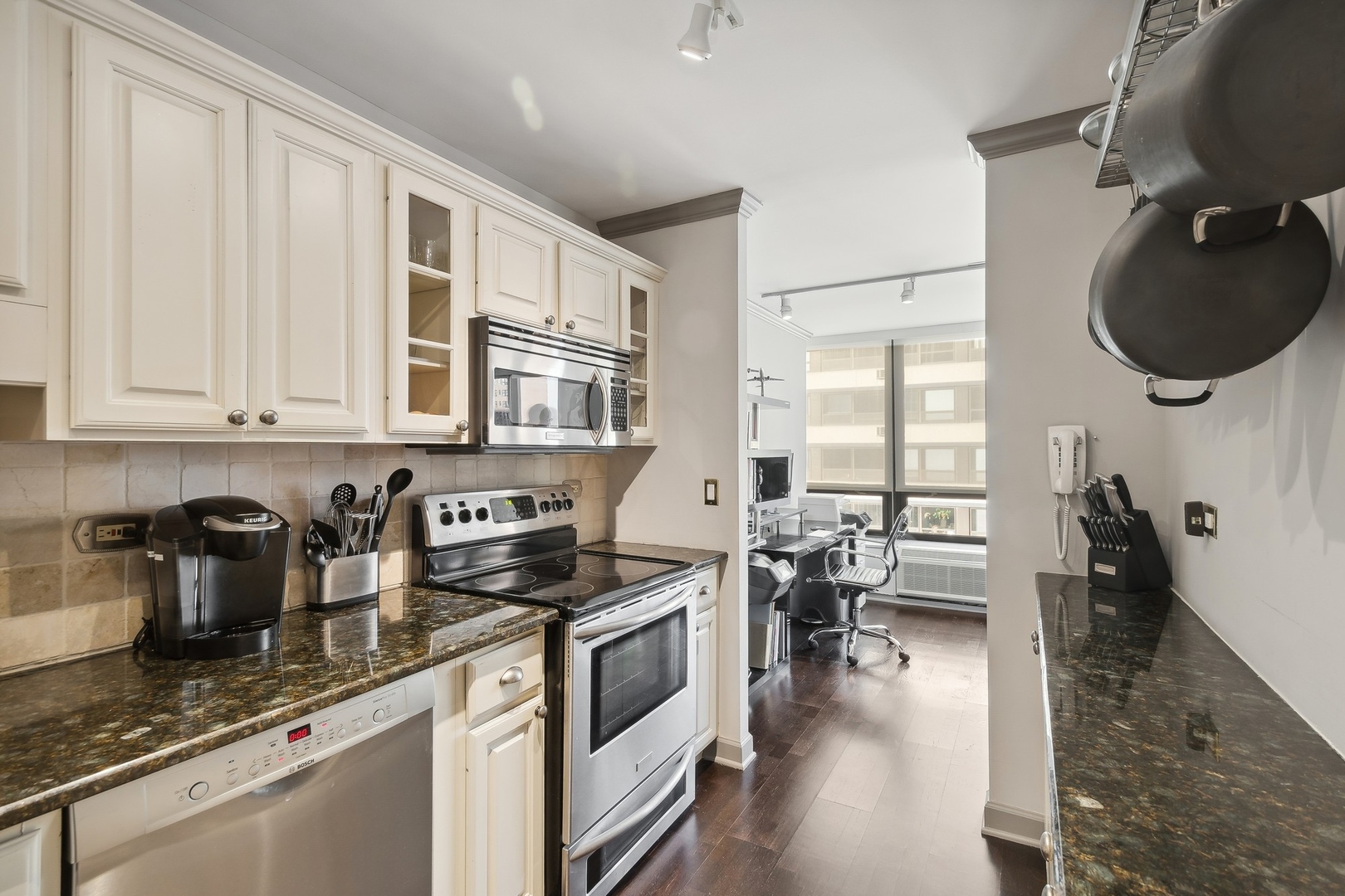 50 E Bellevue Place Unit: 901