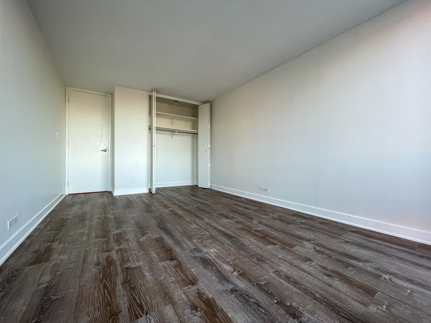 1660 N LaSalle Drive Unit: 405