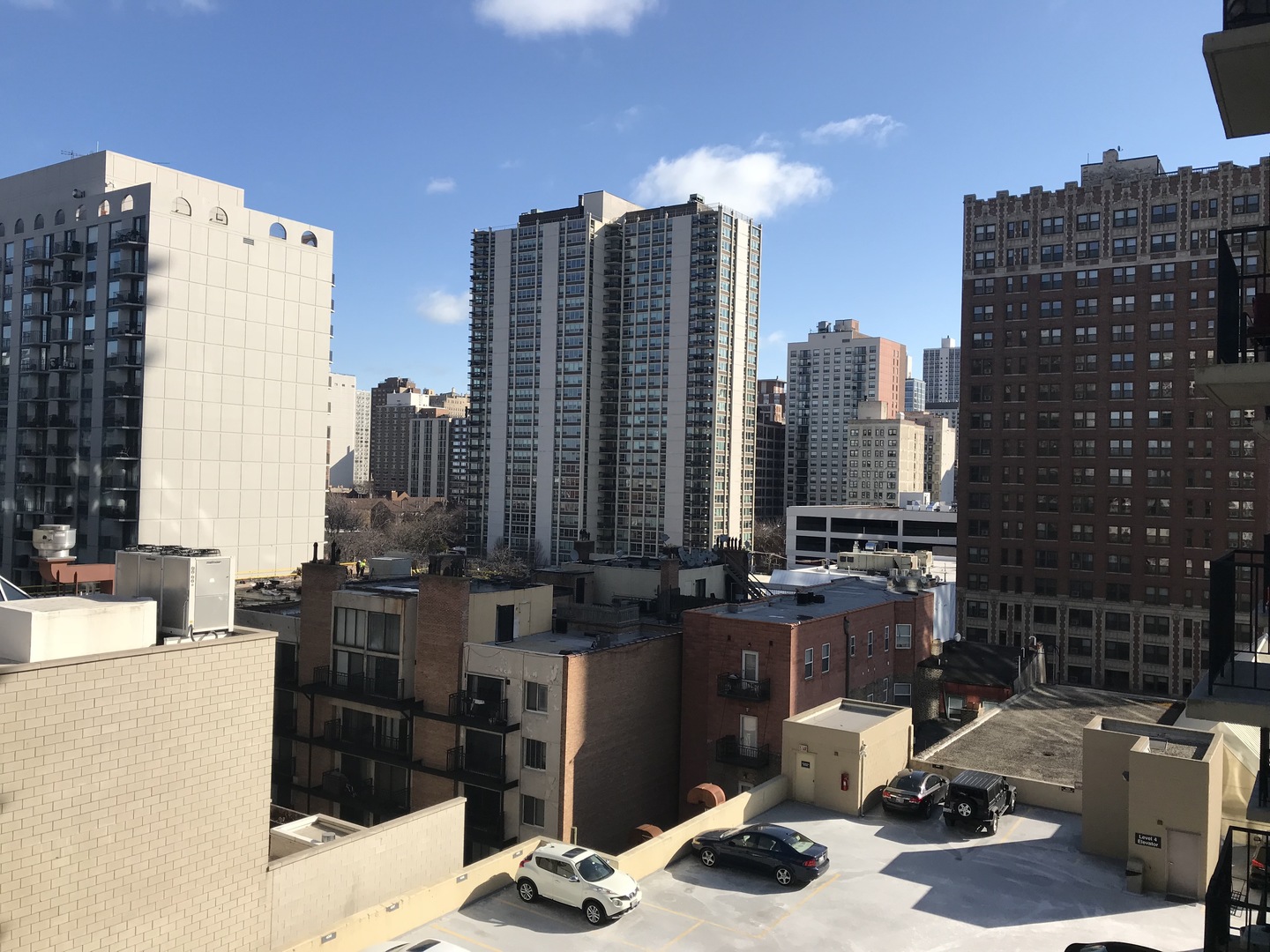 1212 N LaSalle Street Unit: 810