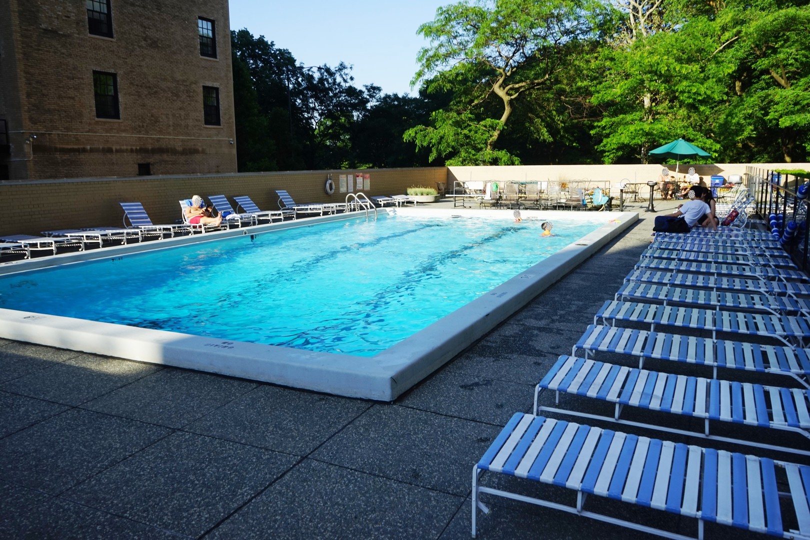 2400 N Lakeview Avenue Unit: 609