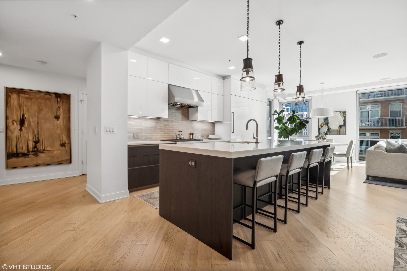 1000 W Monroe Street Unit: 502