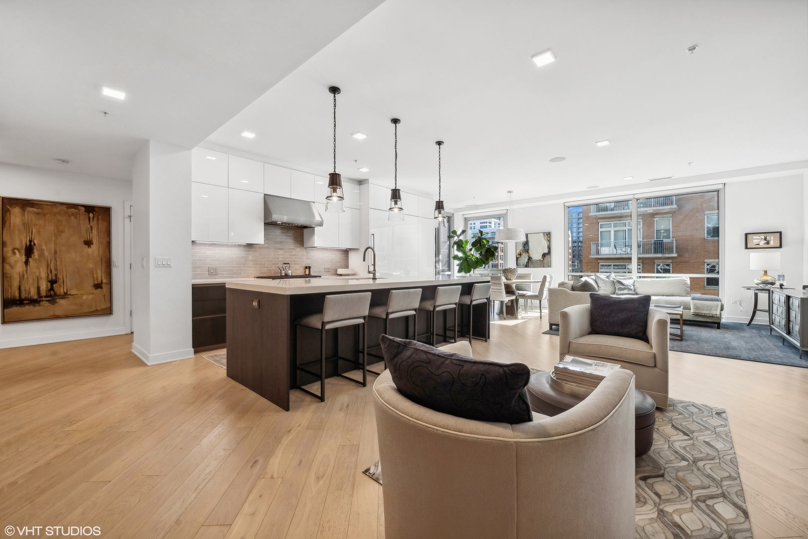 1000 W Monroe Street Unit: 502