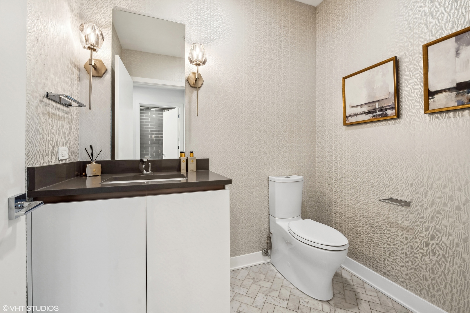 1000 W Monroe Street Unit: 502