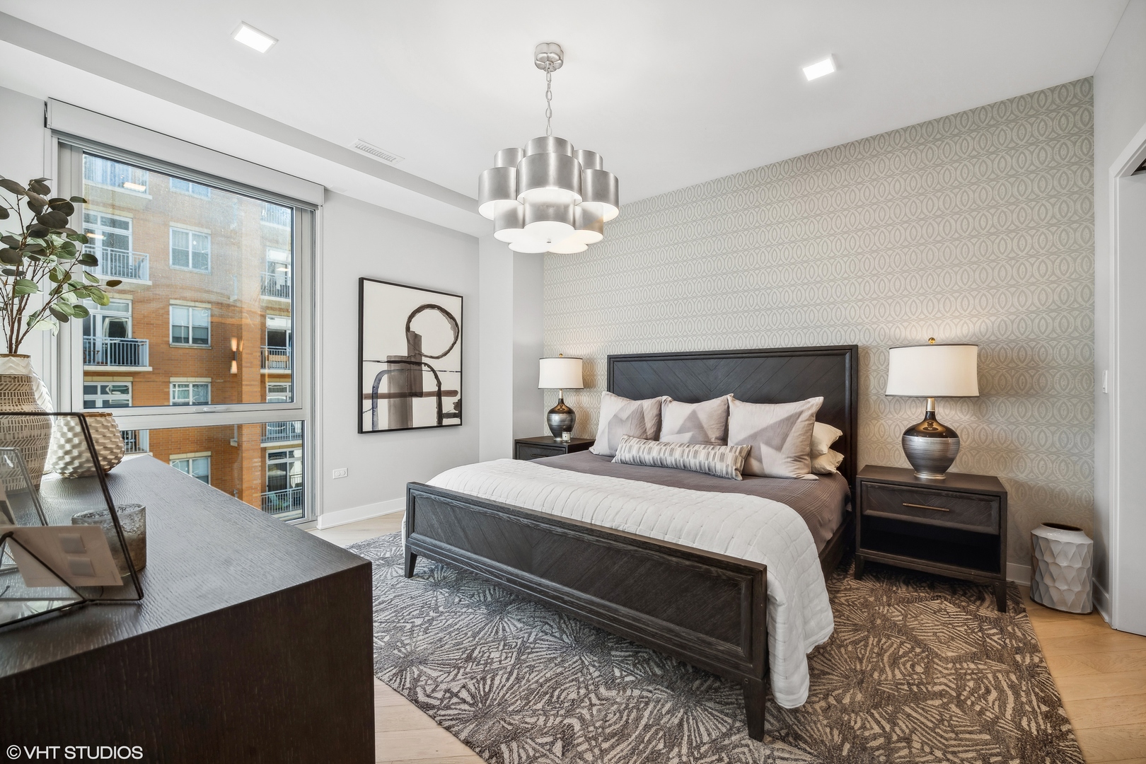 1000 W Monroe Street Unit: 502