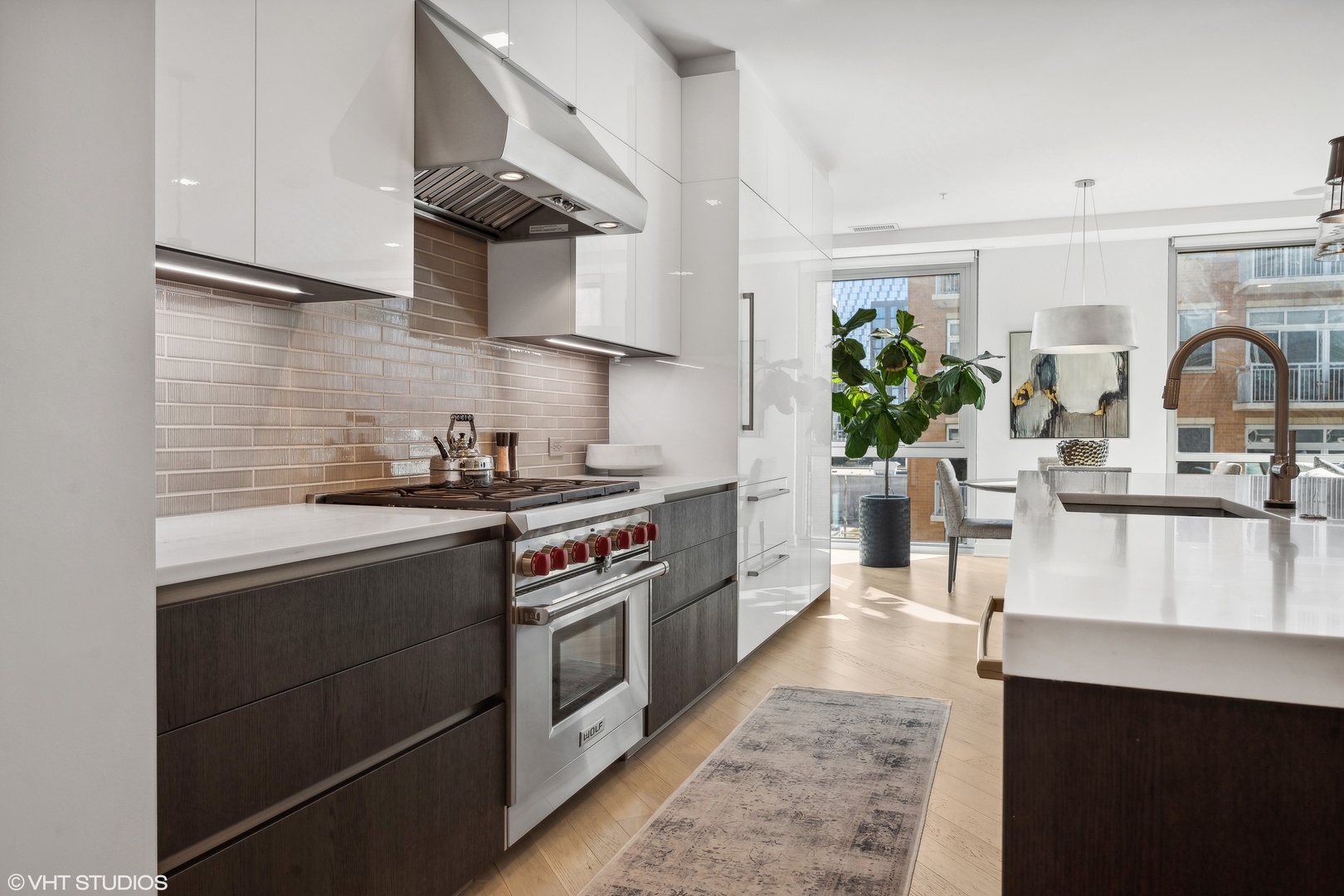 1000 W Monroe Street Unit: 502