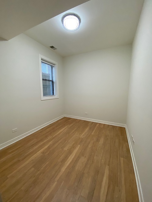 3138 N Seminary Avenue Unit: GDB