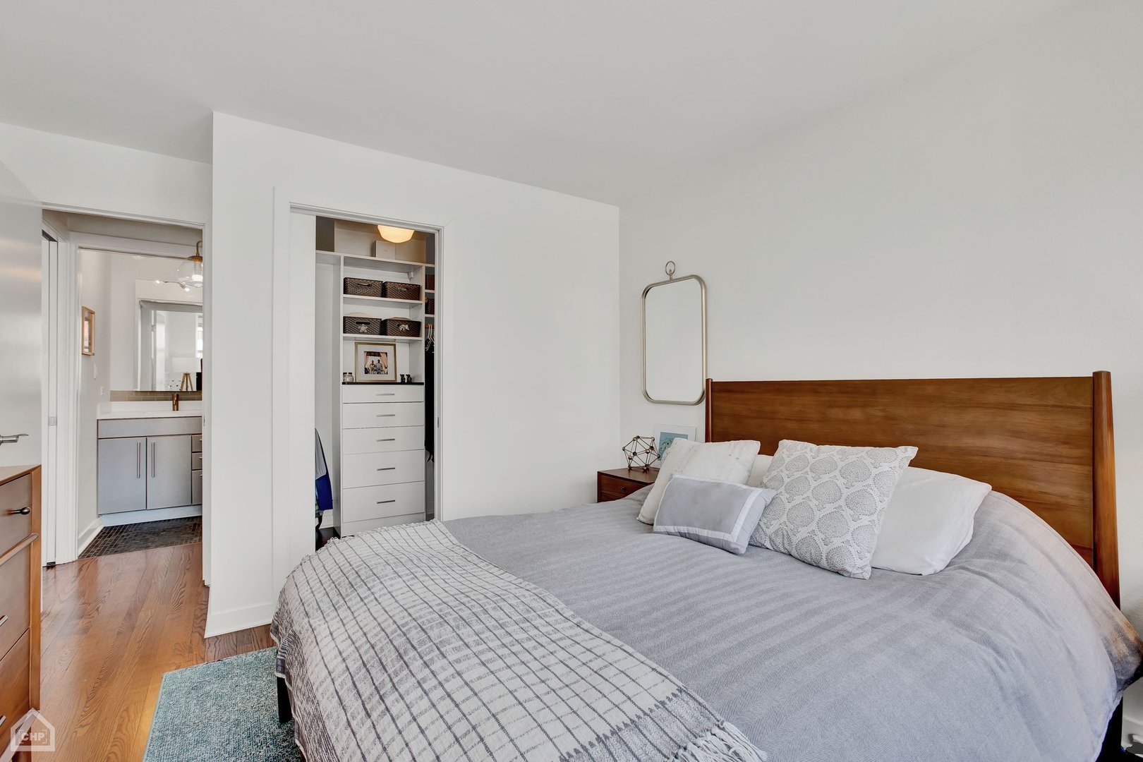 30 E Elm Street Unit: 10A