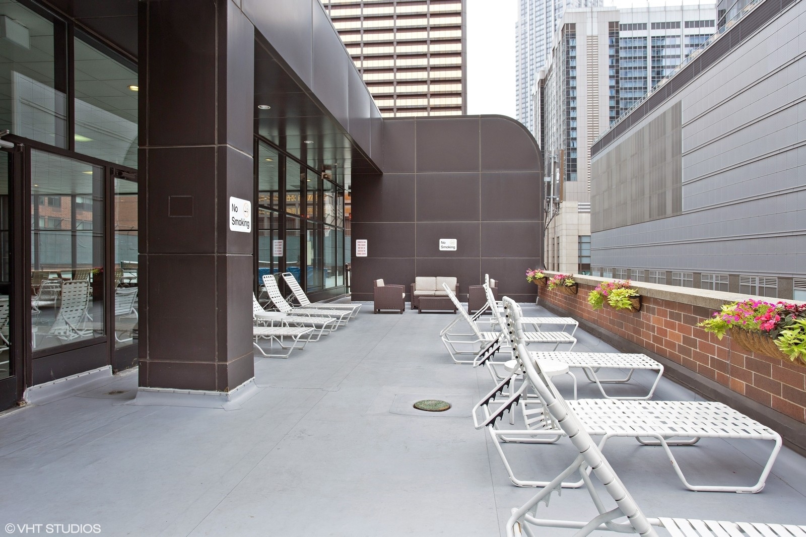 211 E OHIO Street Unit: 2323