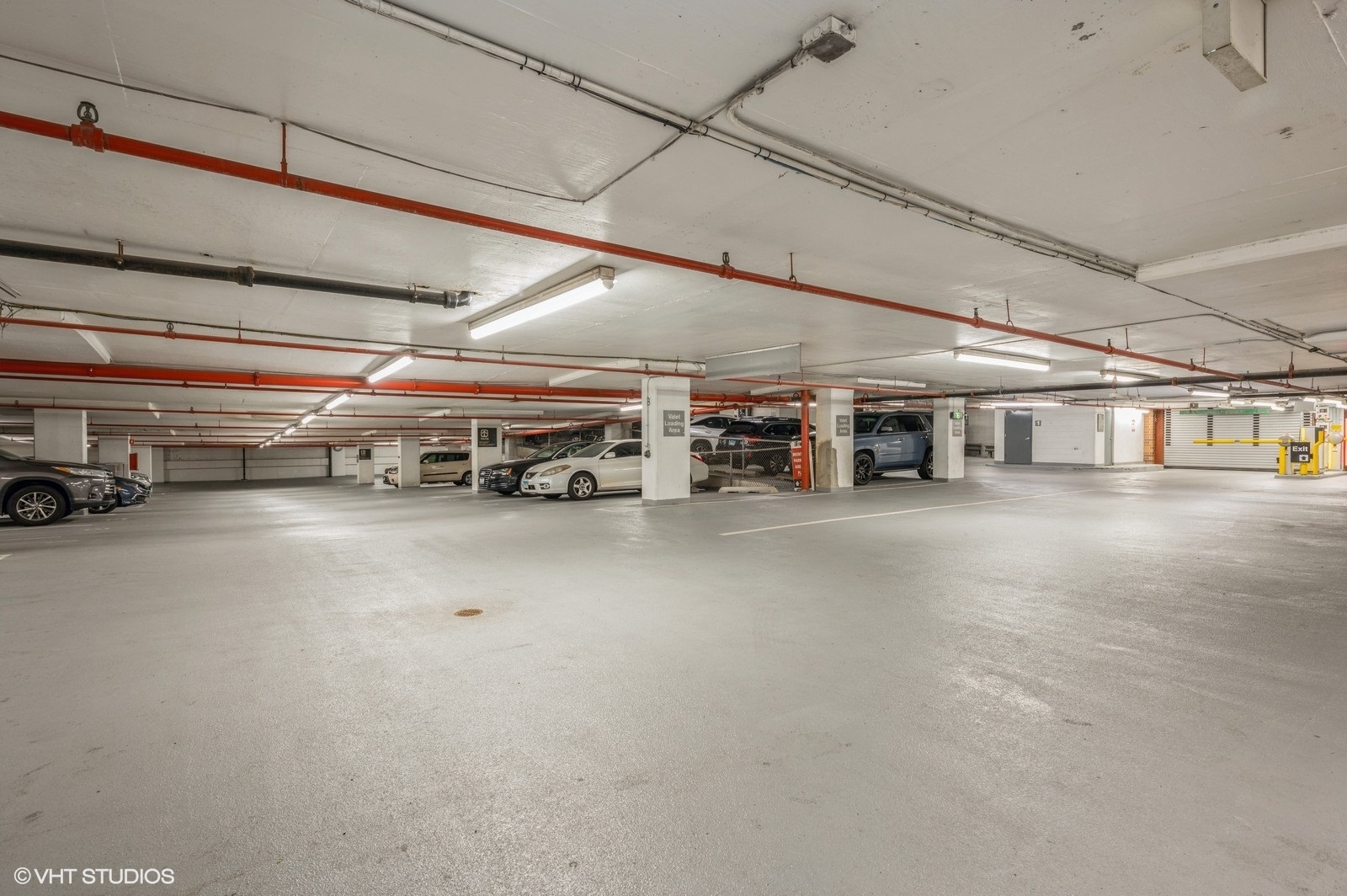 211 E OHIO Street Unit: 2323