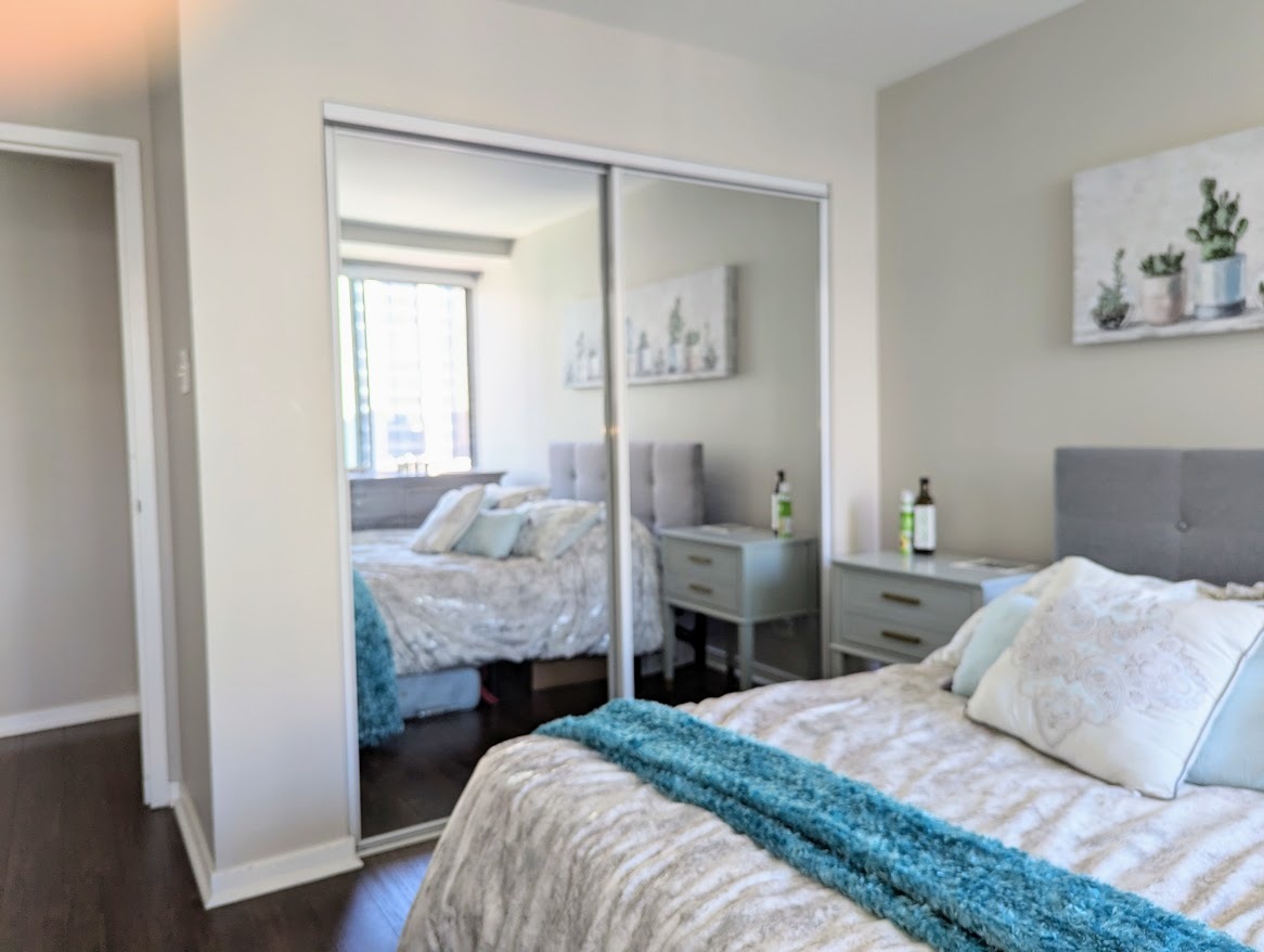 211 E OHIO Street Unit: 2323