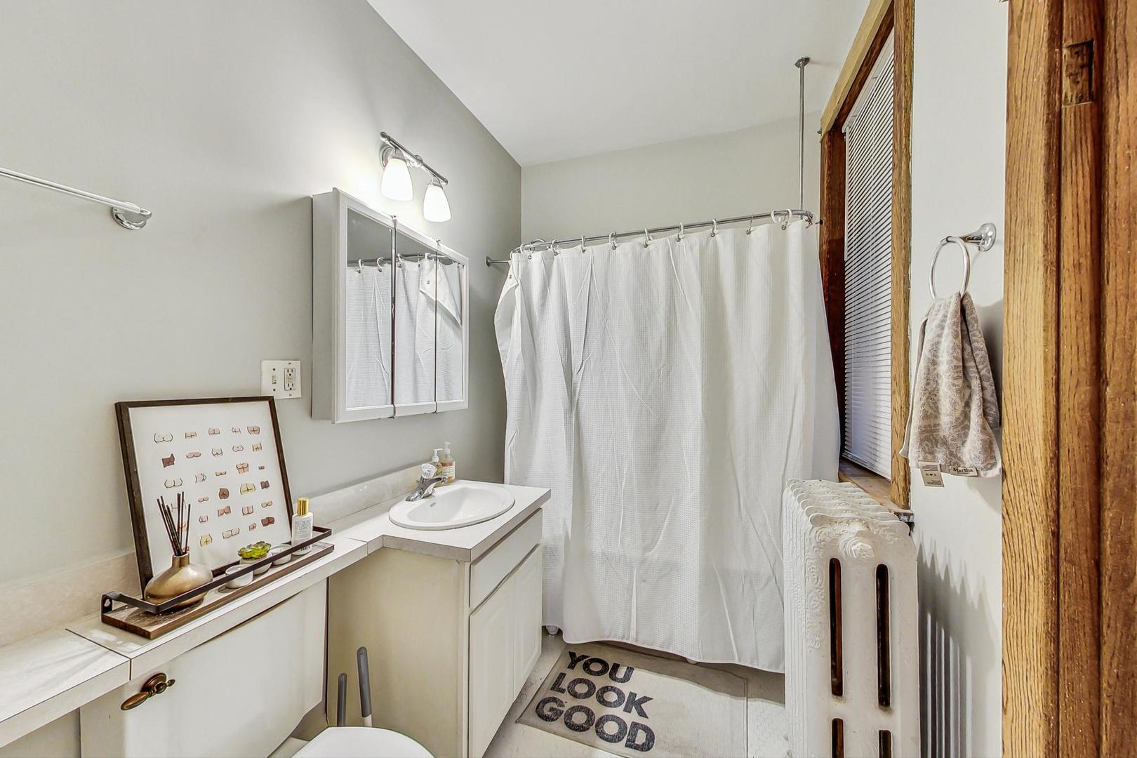 3717 N Magnolia Avenue Unit: 1